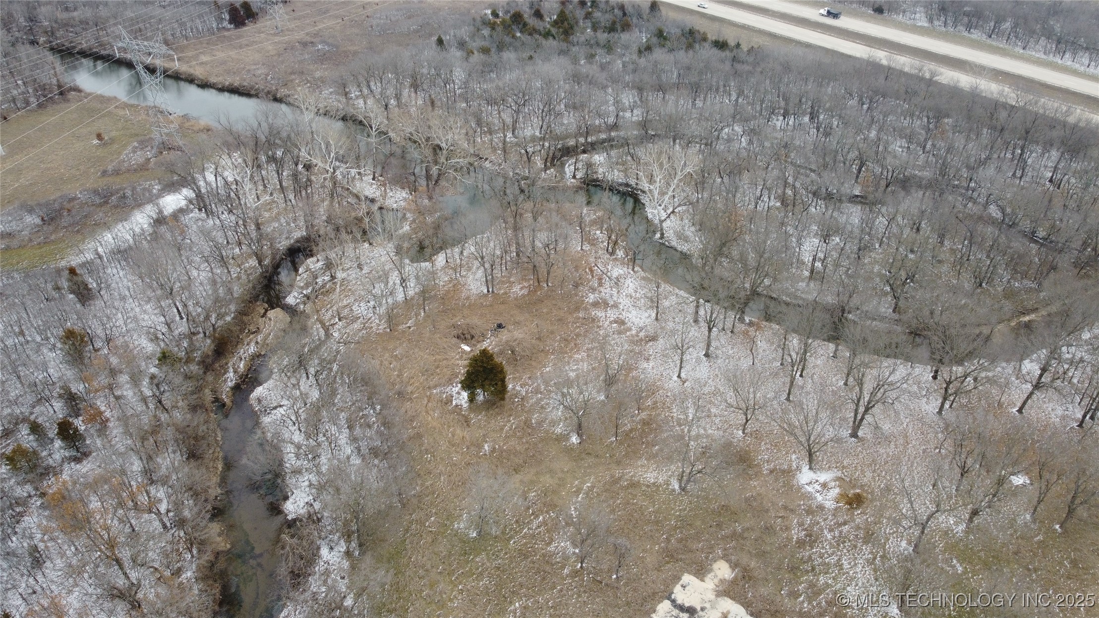 12599 S Old Hwy 169 Property Photo 4