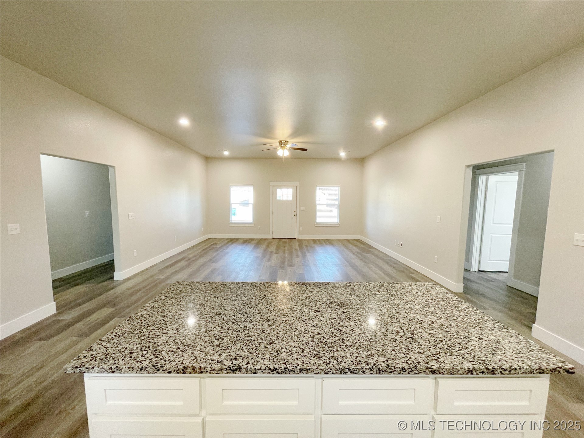 129 Watch Hill Property Photo 11