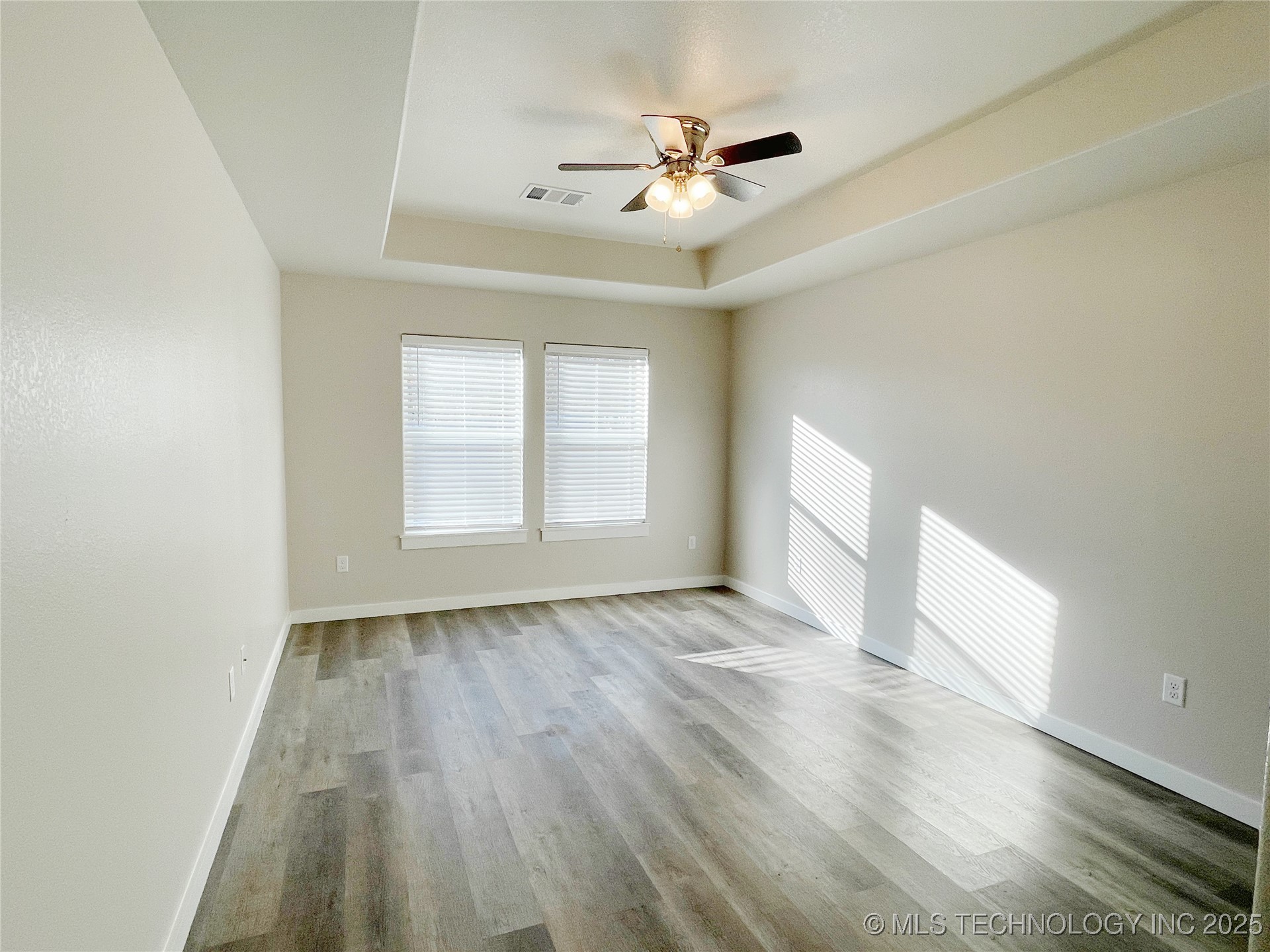 129 Watch Hill Property Photo 12