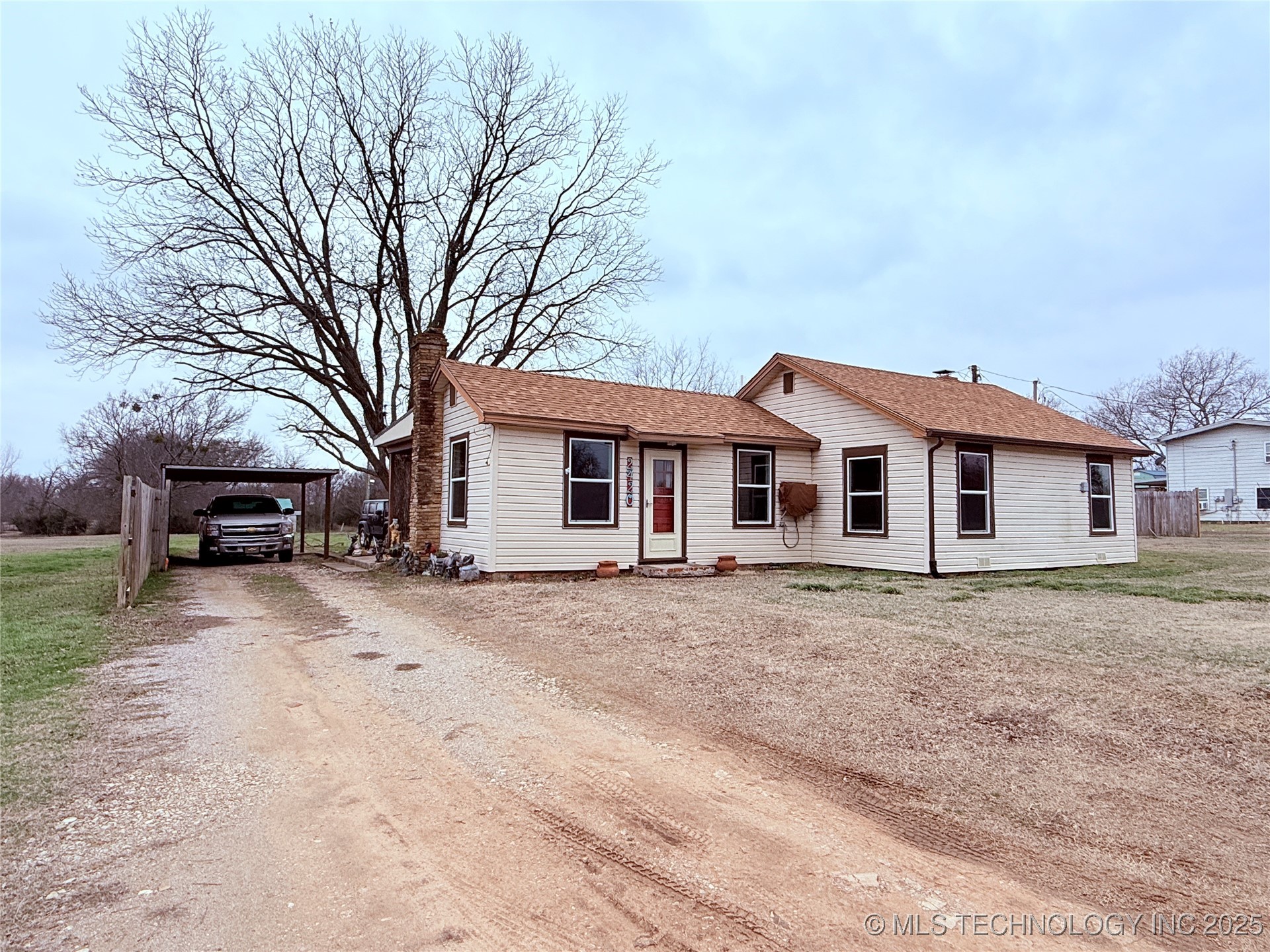 2420 3rd Ne Property Photo 3