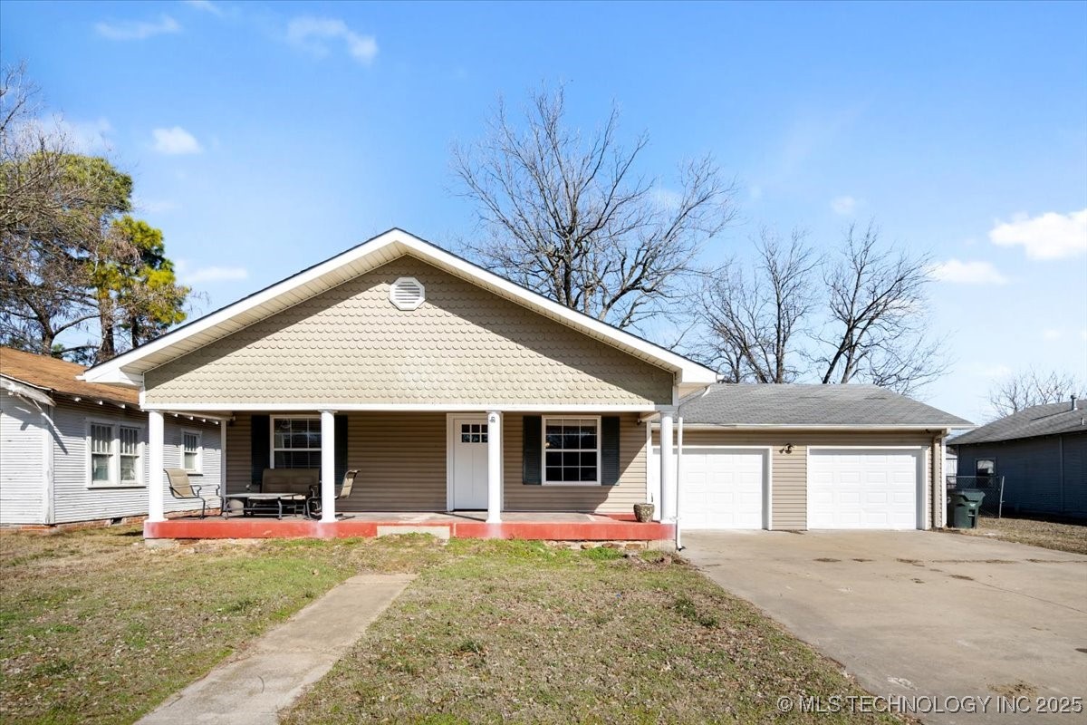 1225 W 5th Street Property Photo