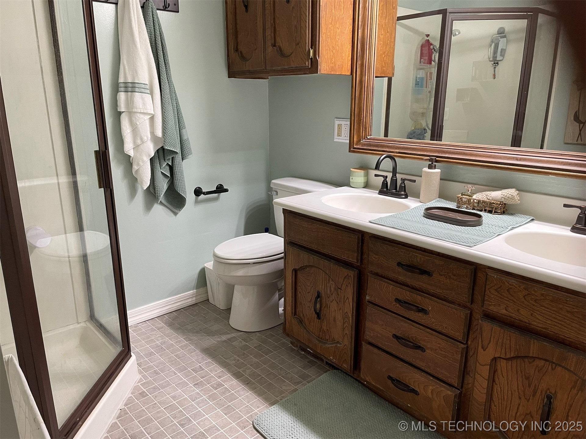 441 Crestwood Drive Property Photo 11
