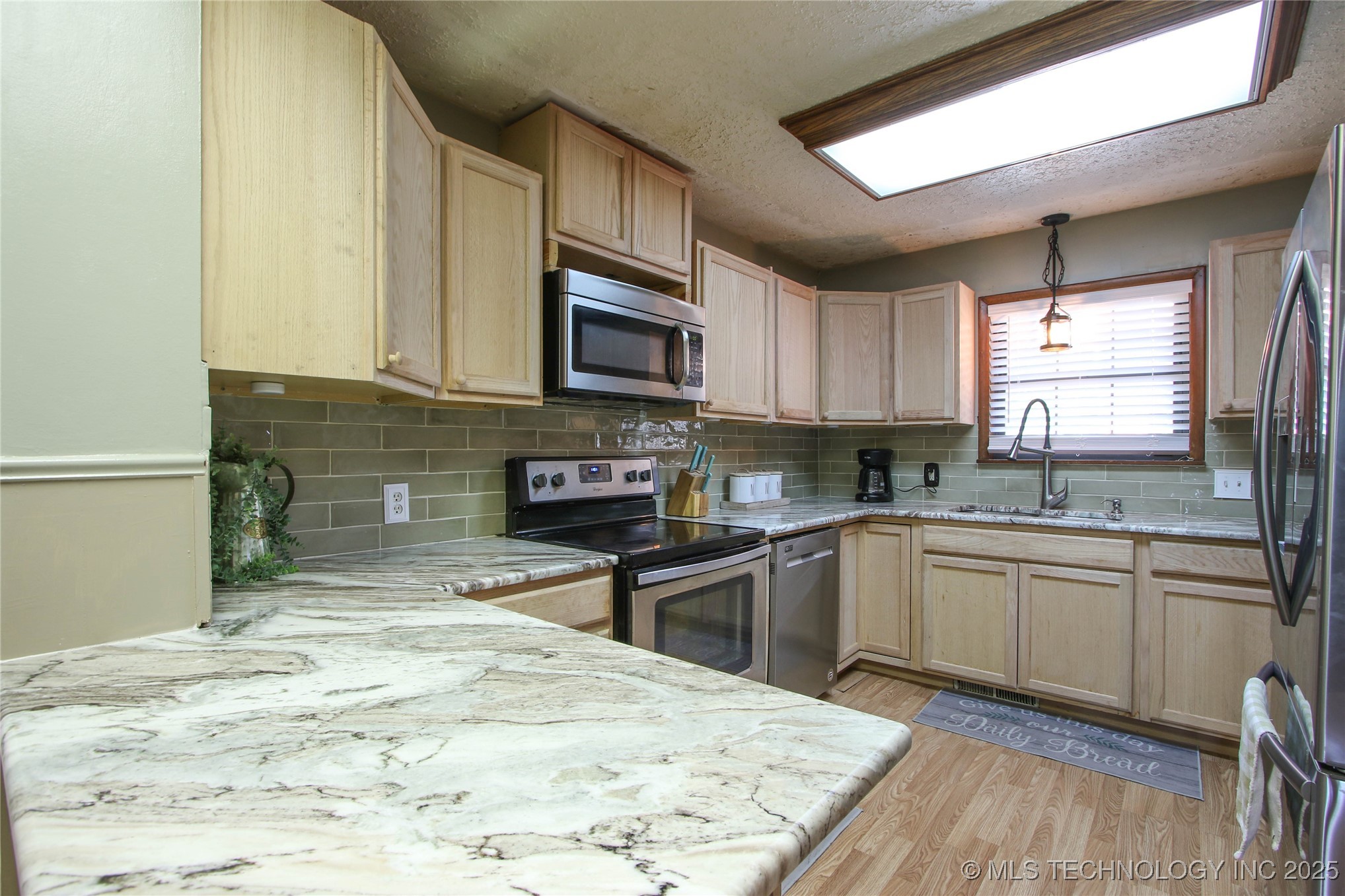 441 Crestwood Drive Property Photo 18