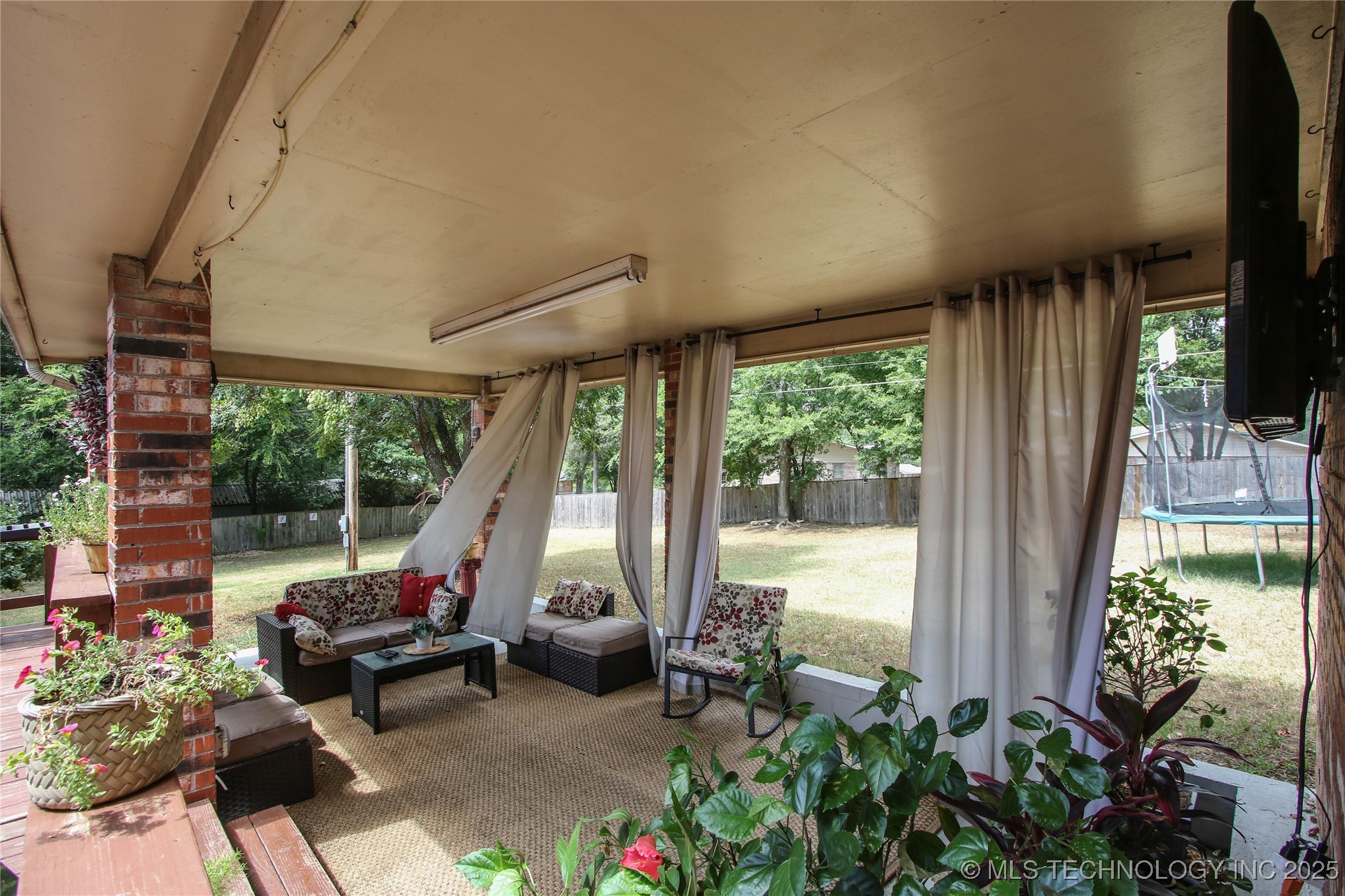 441 Crestwood Drive Property Photo 38