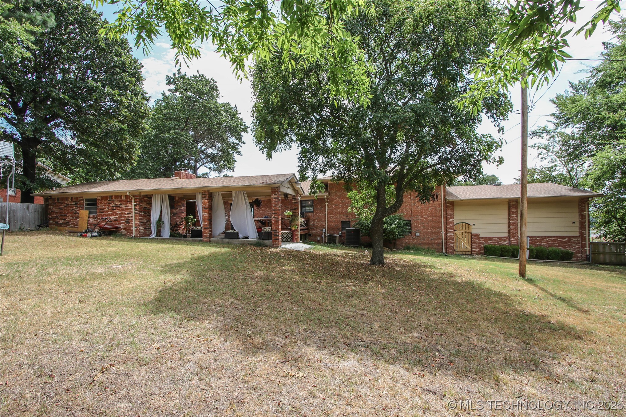 441 Crestwood Drive Property Photo 42
