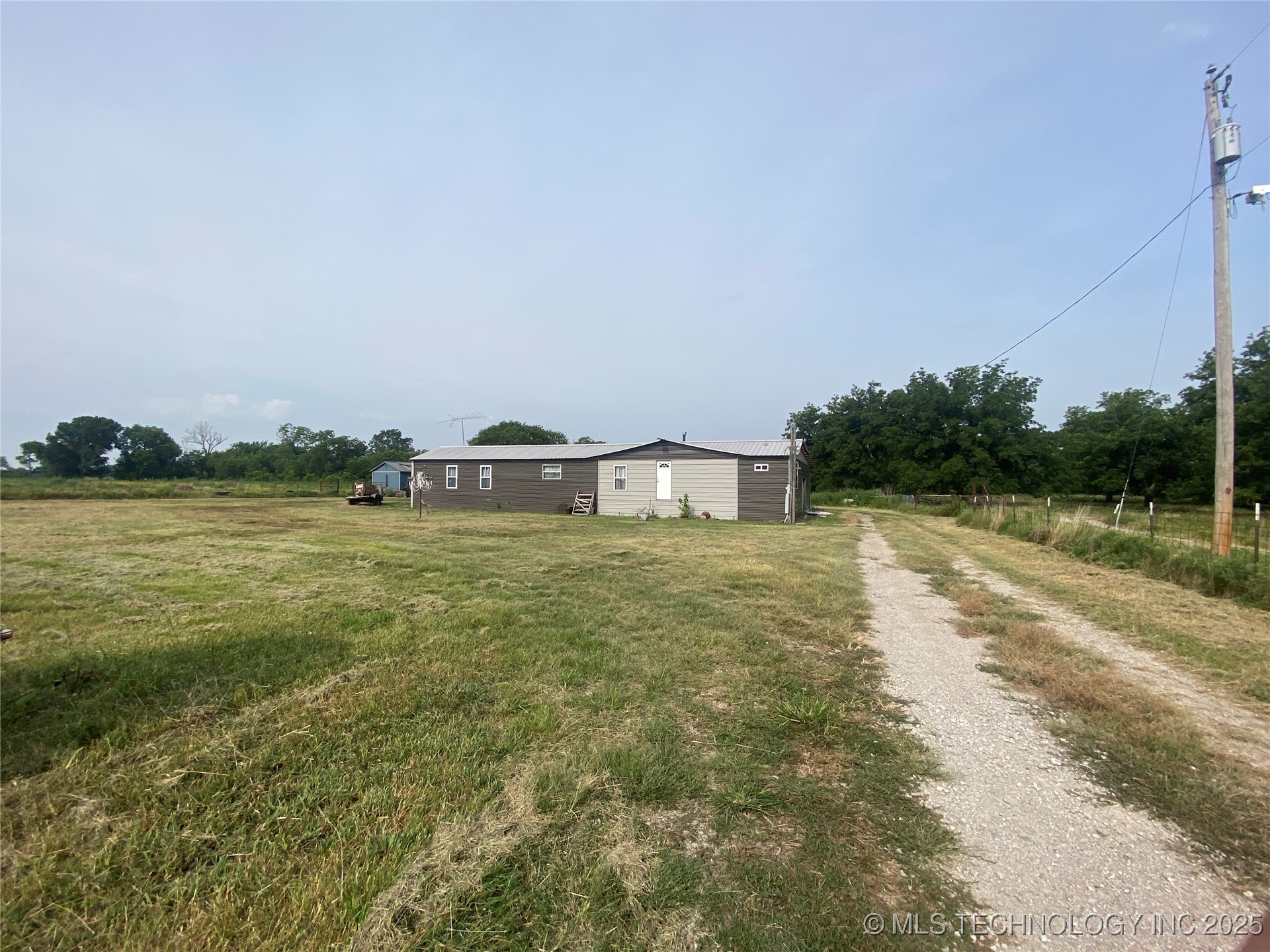 13009 Ns 419 Road Property Photo 1