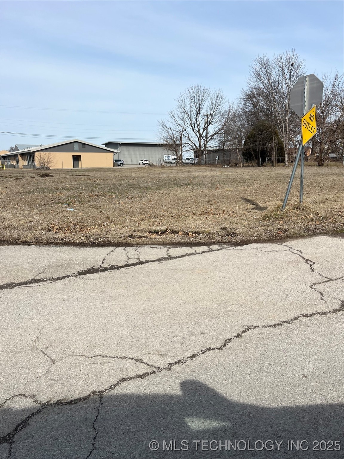 14692 S College Street Property Photo 2