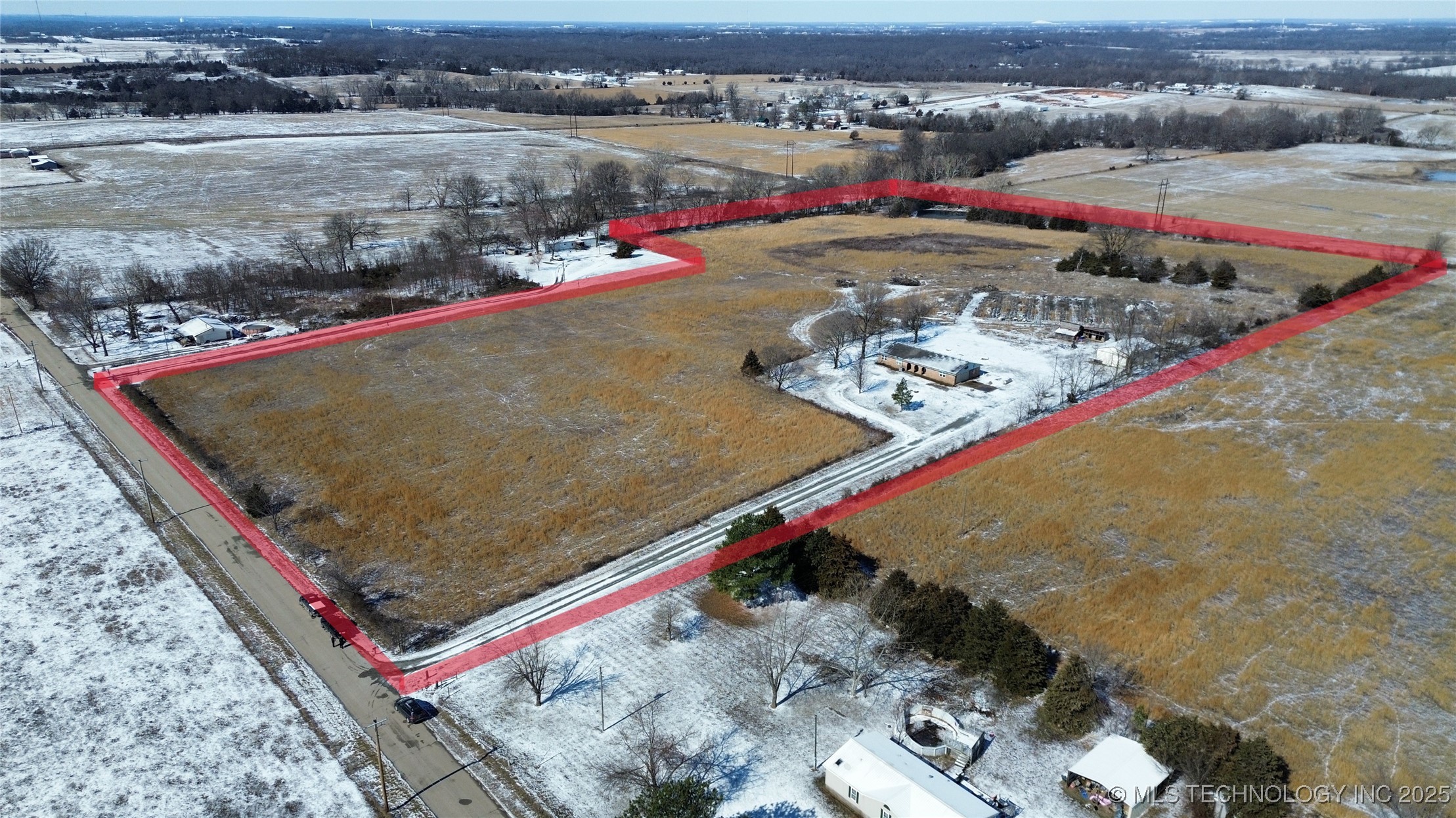 63400 E 120 Road Property Photo 3
