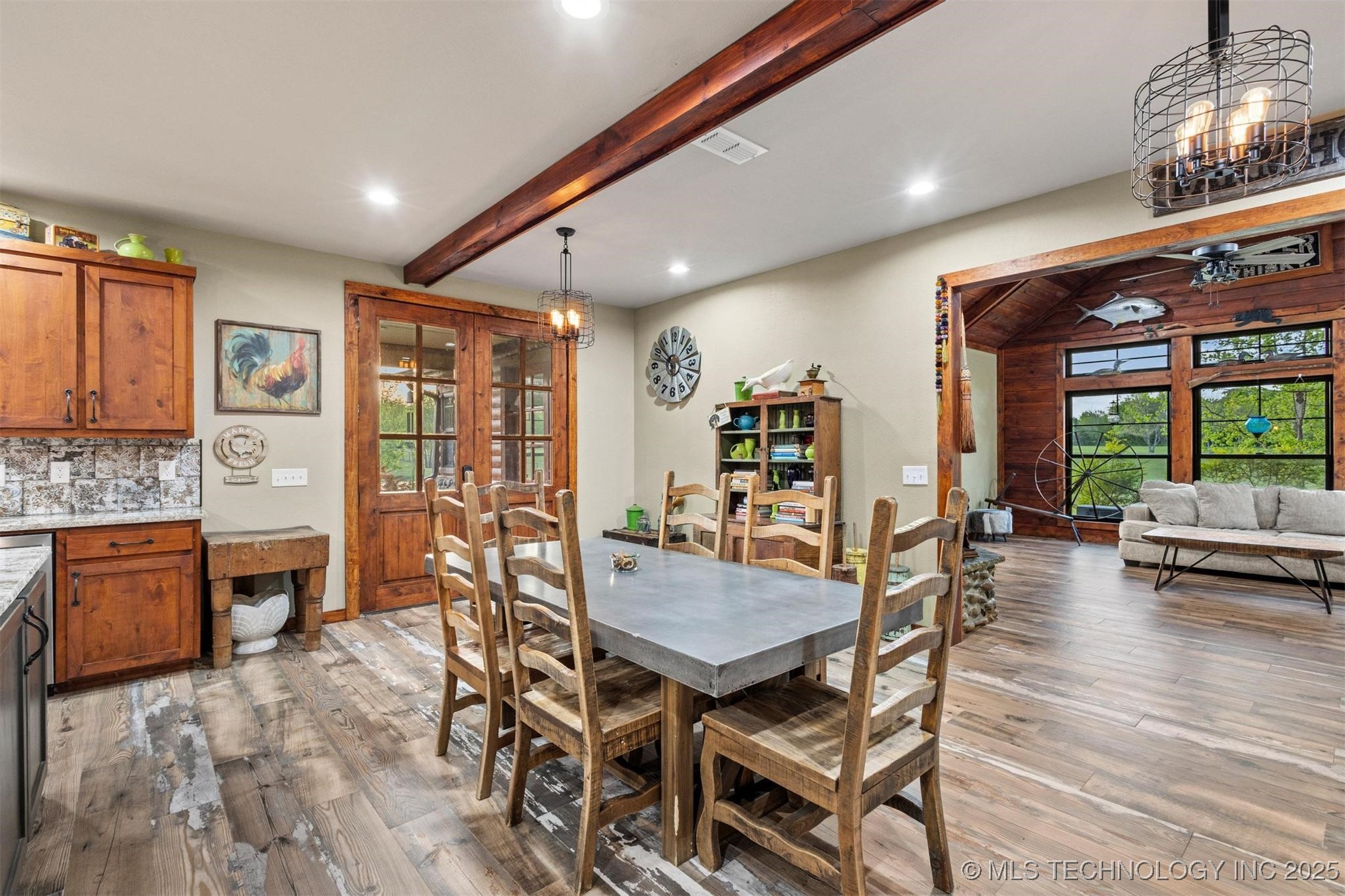 190 Lakeshore Property Photo 29