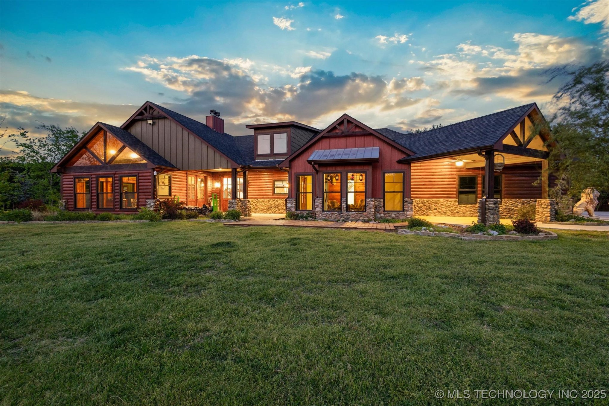 190 Lakeshore Property Photo 60
