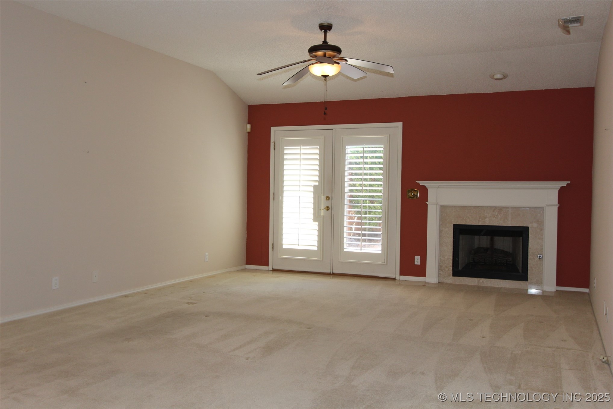 8307 S 84th East Place Property Photo 5