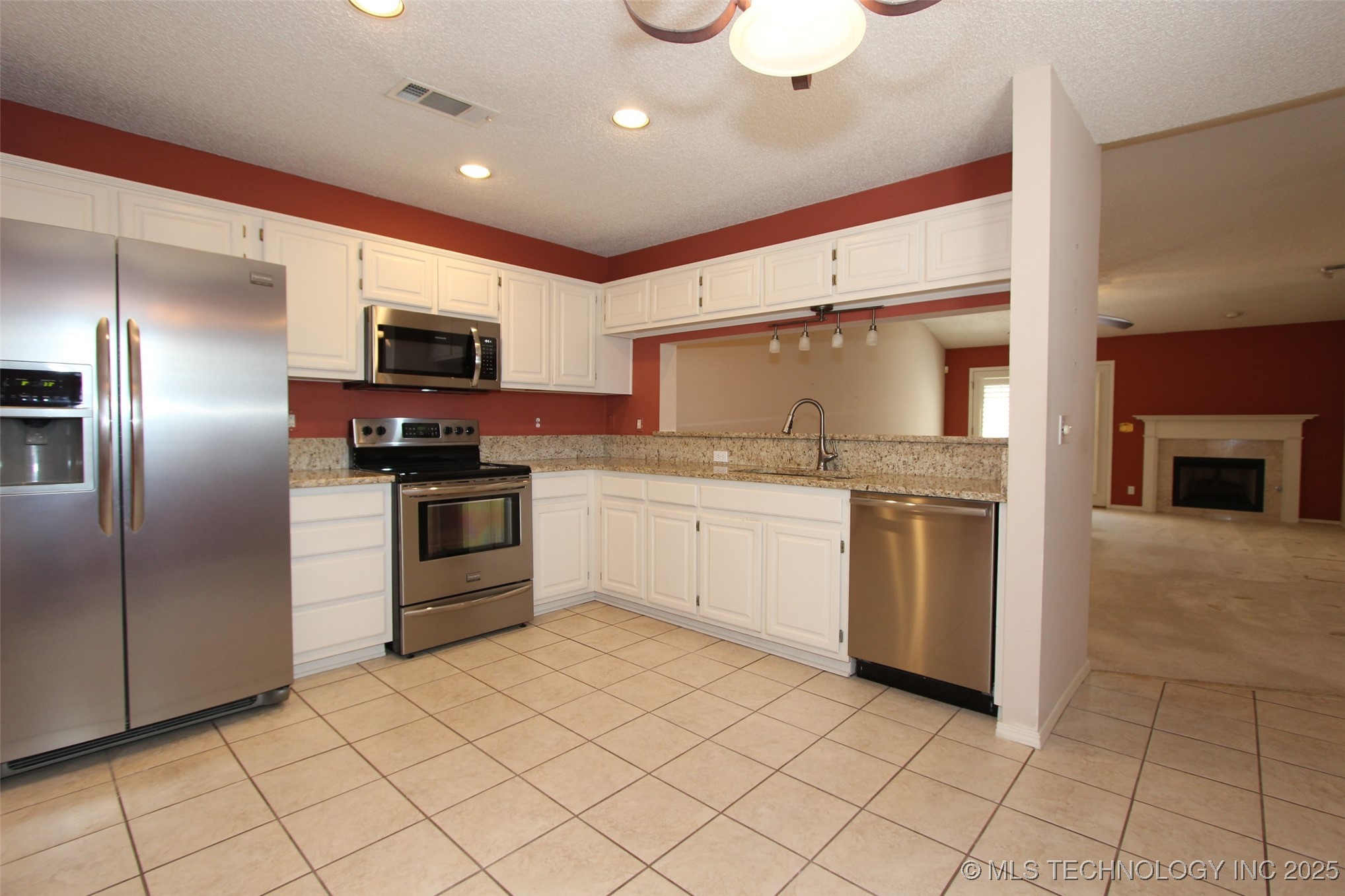 8307 S 84th East Place Property Photo 12