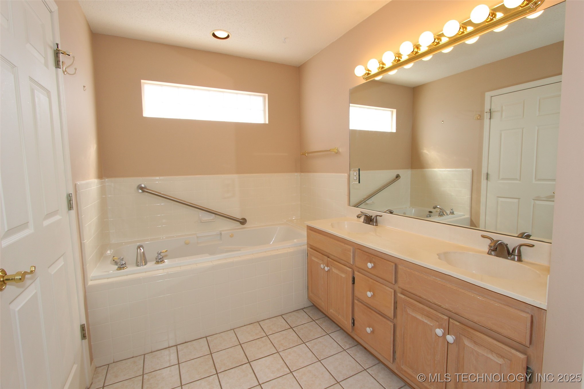 8307 S 84th East Place Property Photo 20