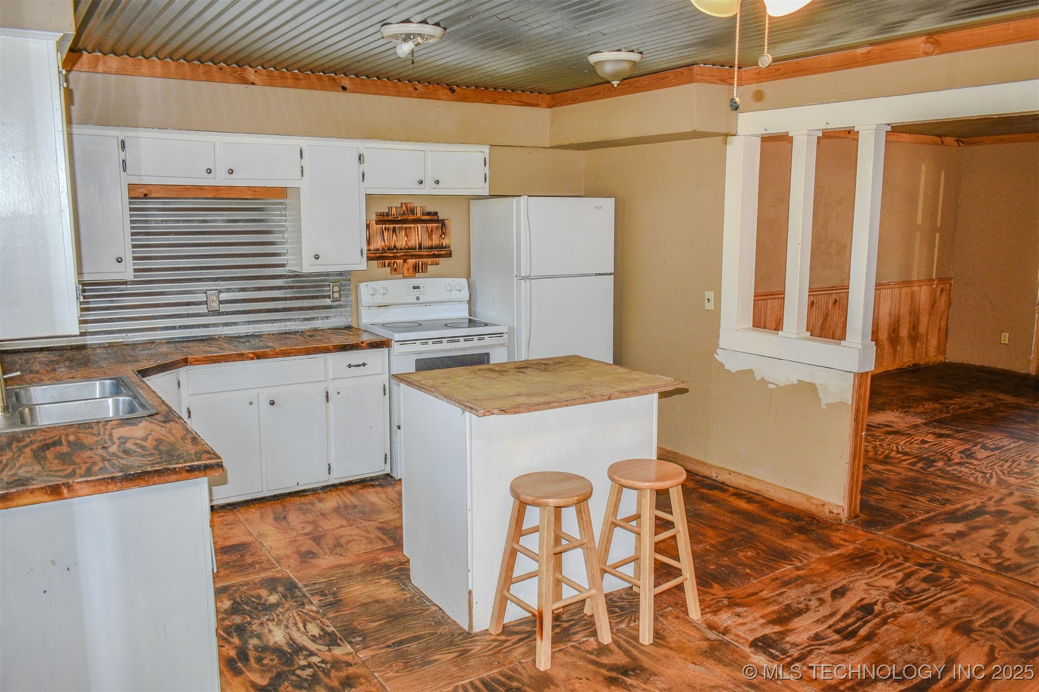 182199 Big Mountain Road D Property Photo 6