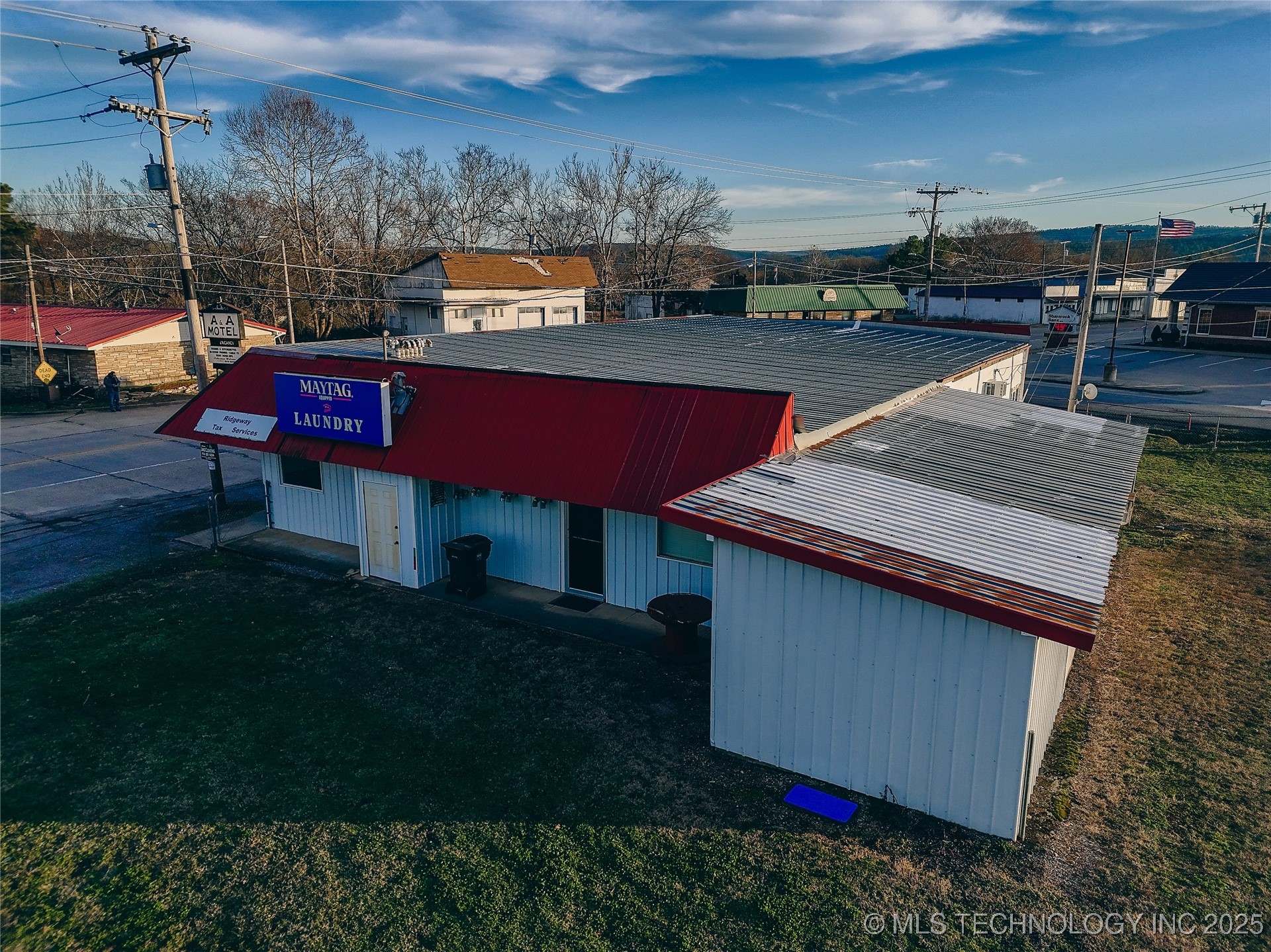 412 N Lawson Boulevard Property Photo 4