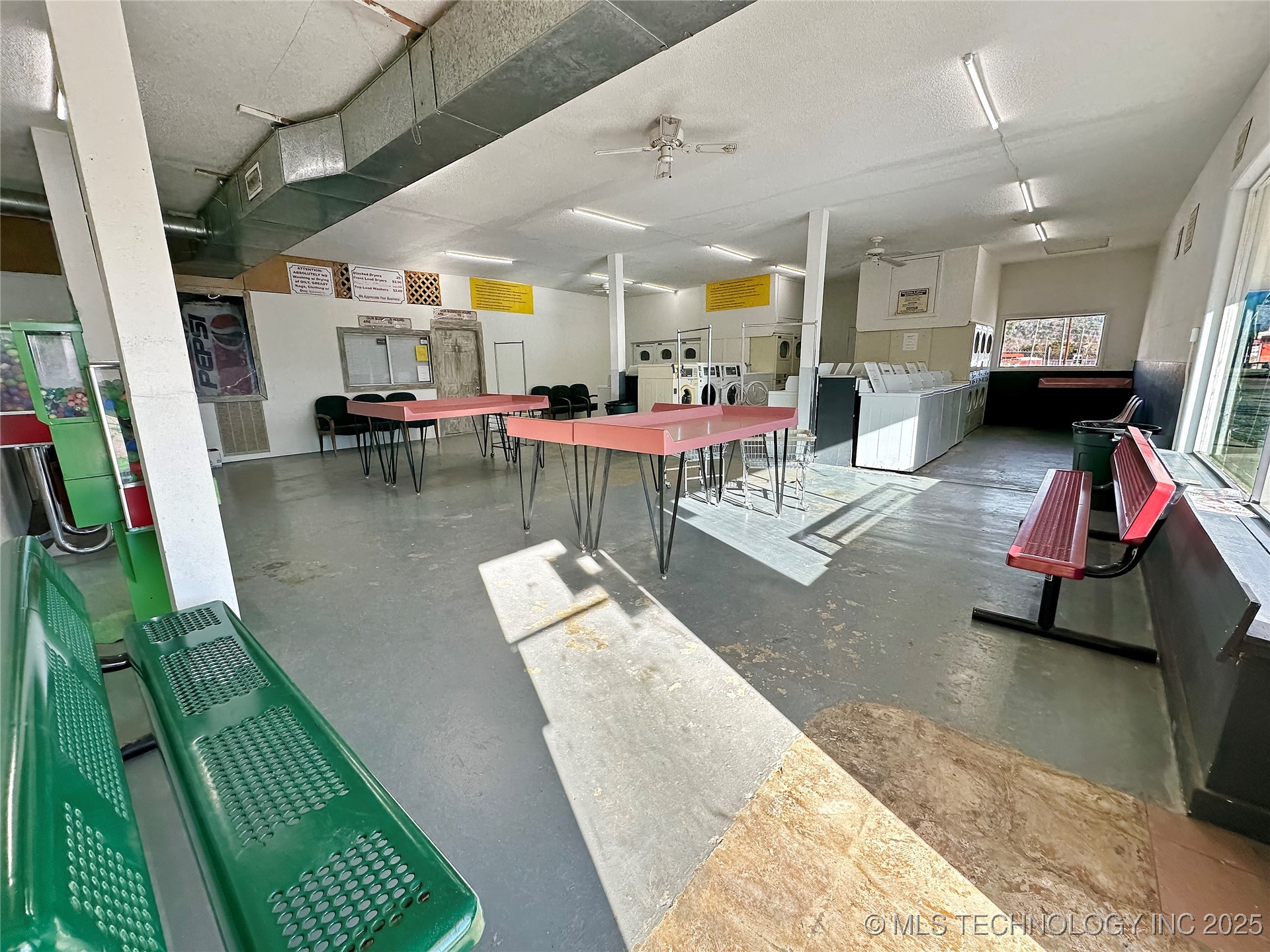 412 N Lawson Boulevard Property Photo 13
