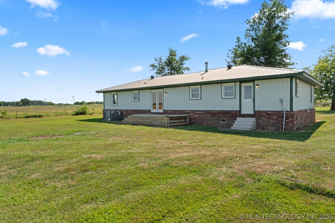 3384 N 234th Street W Property Photo 6