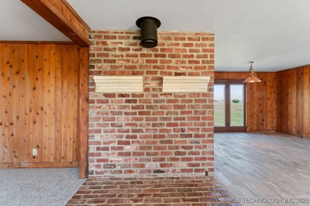 3384 N 234th Street W Property Photo 17