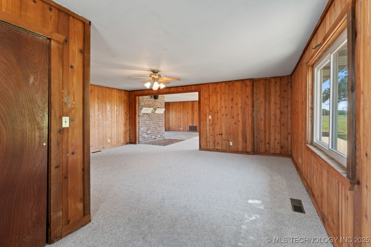 3384 N 234th Street W Property Photo 19