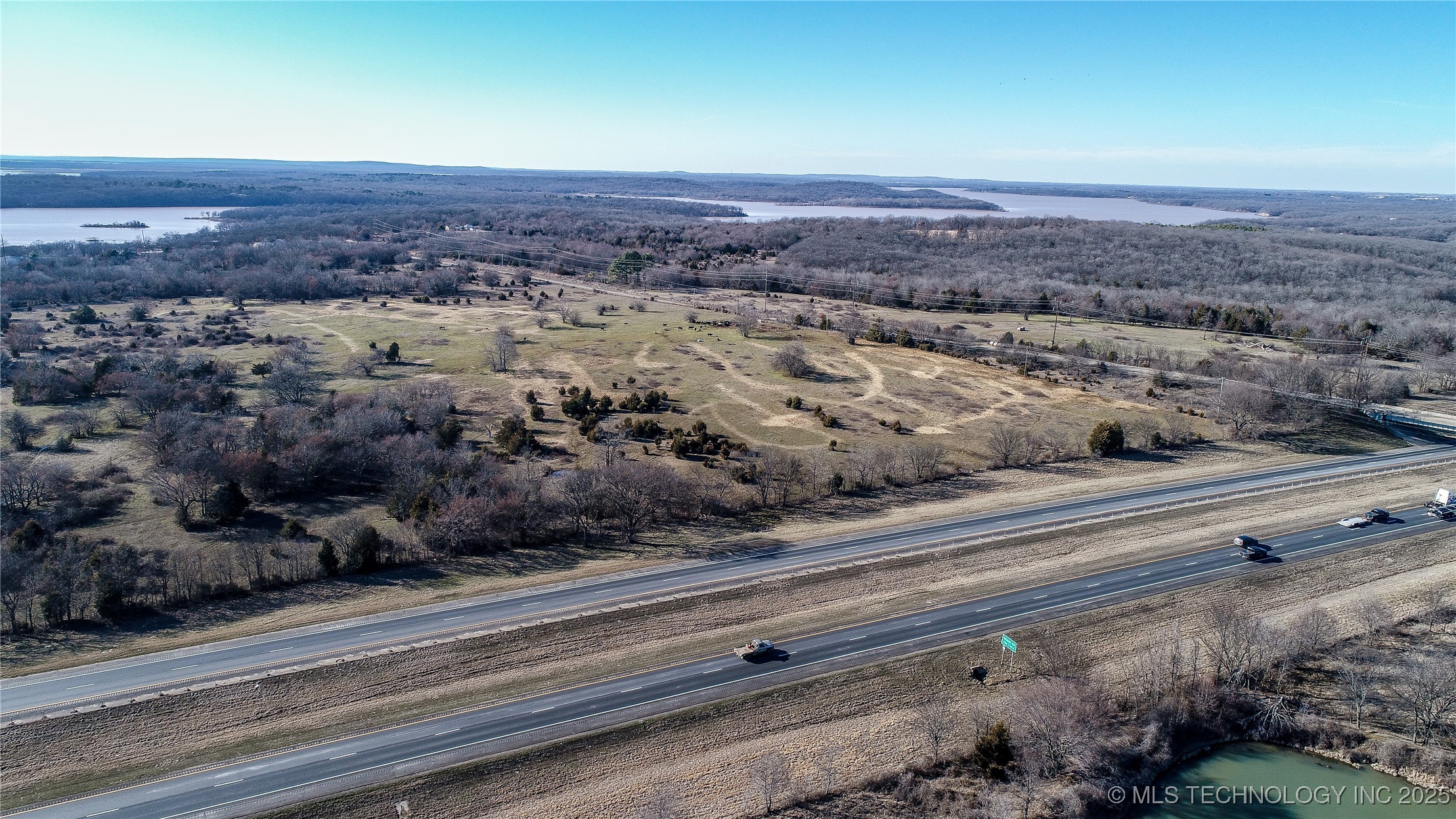 8 E 1120 Road Property Photo 9