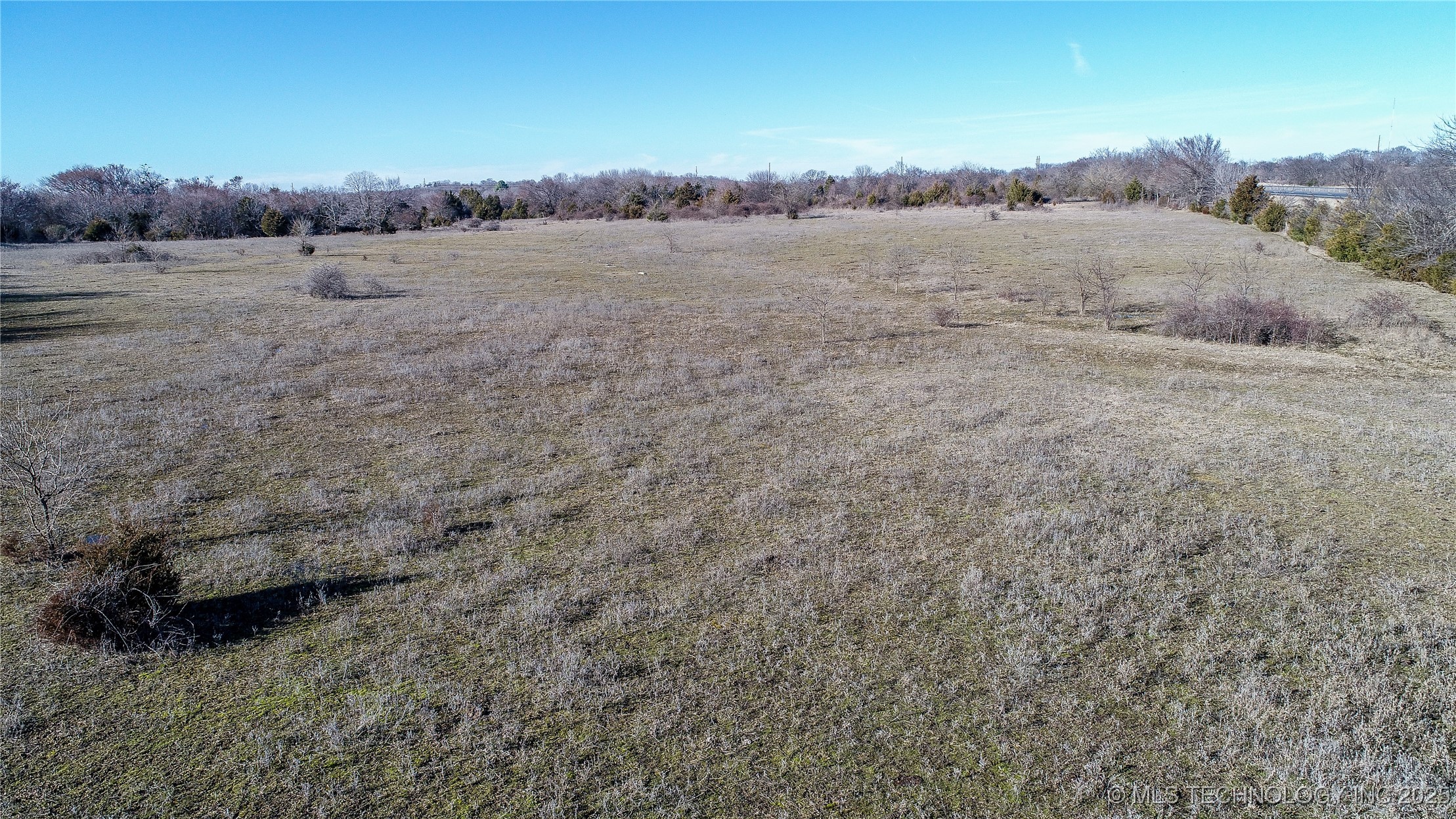 8 E 1120 Road Property Photo 17