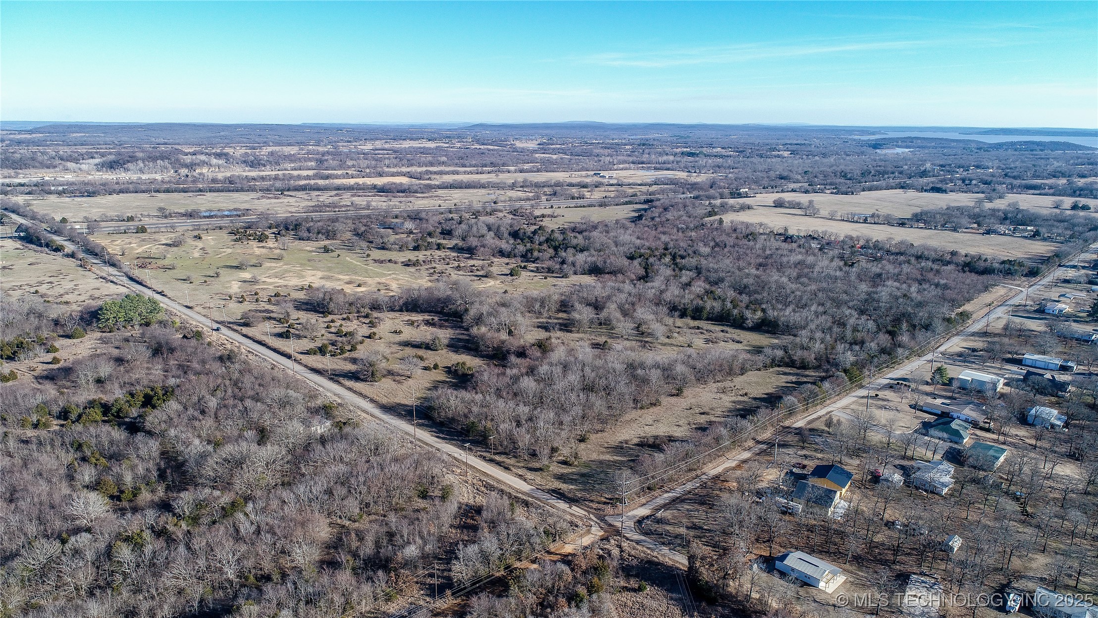 8 E 1120 Road Property Photo 32