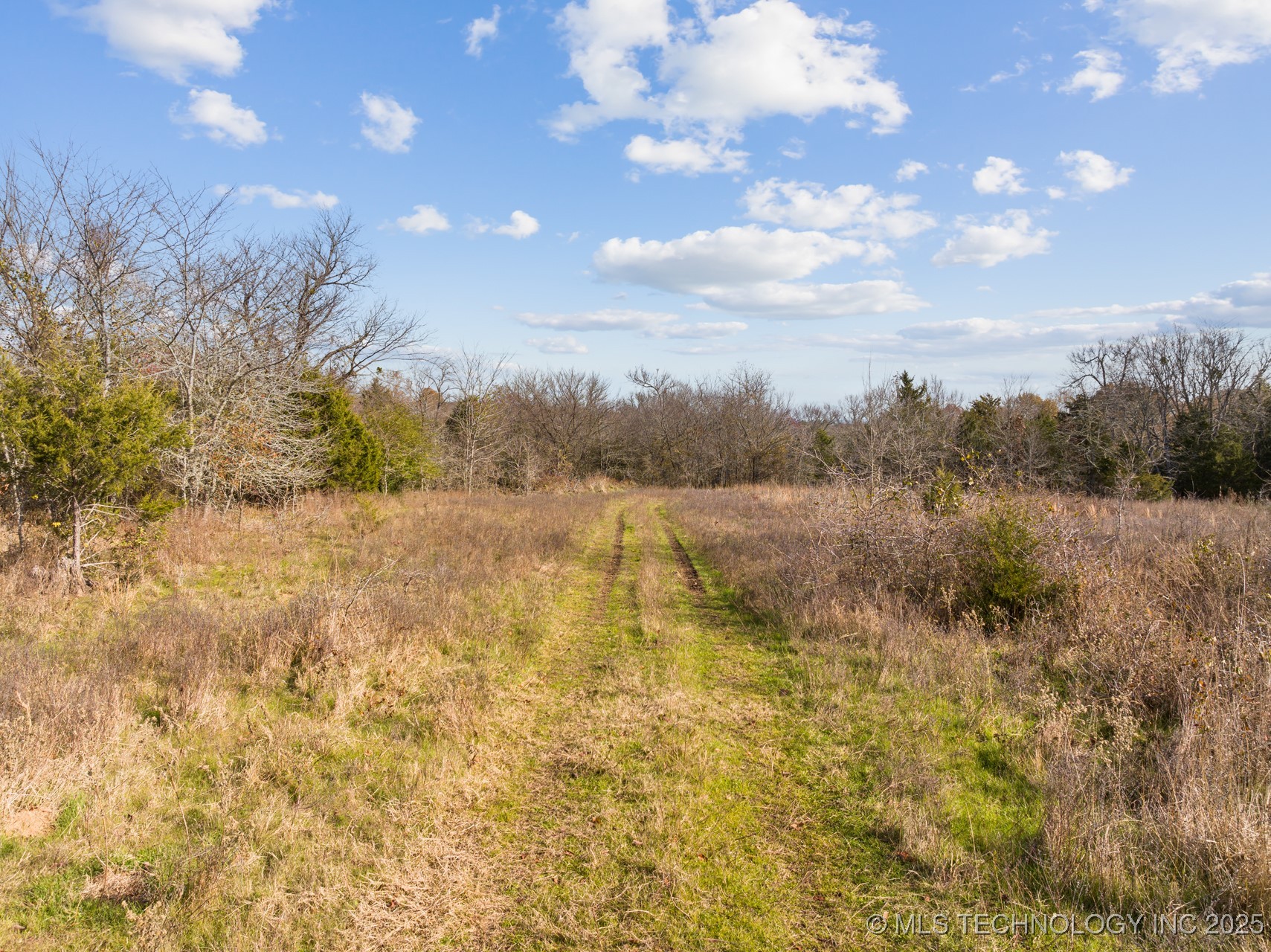 001 E 1860 Road Property Photo 17