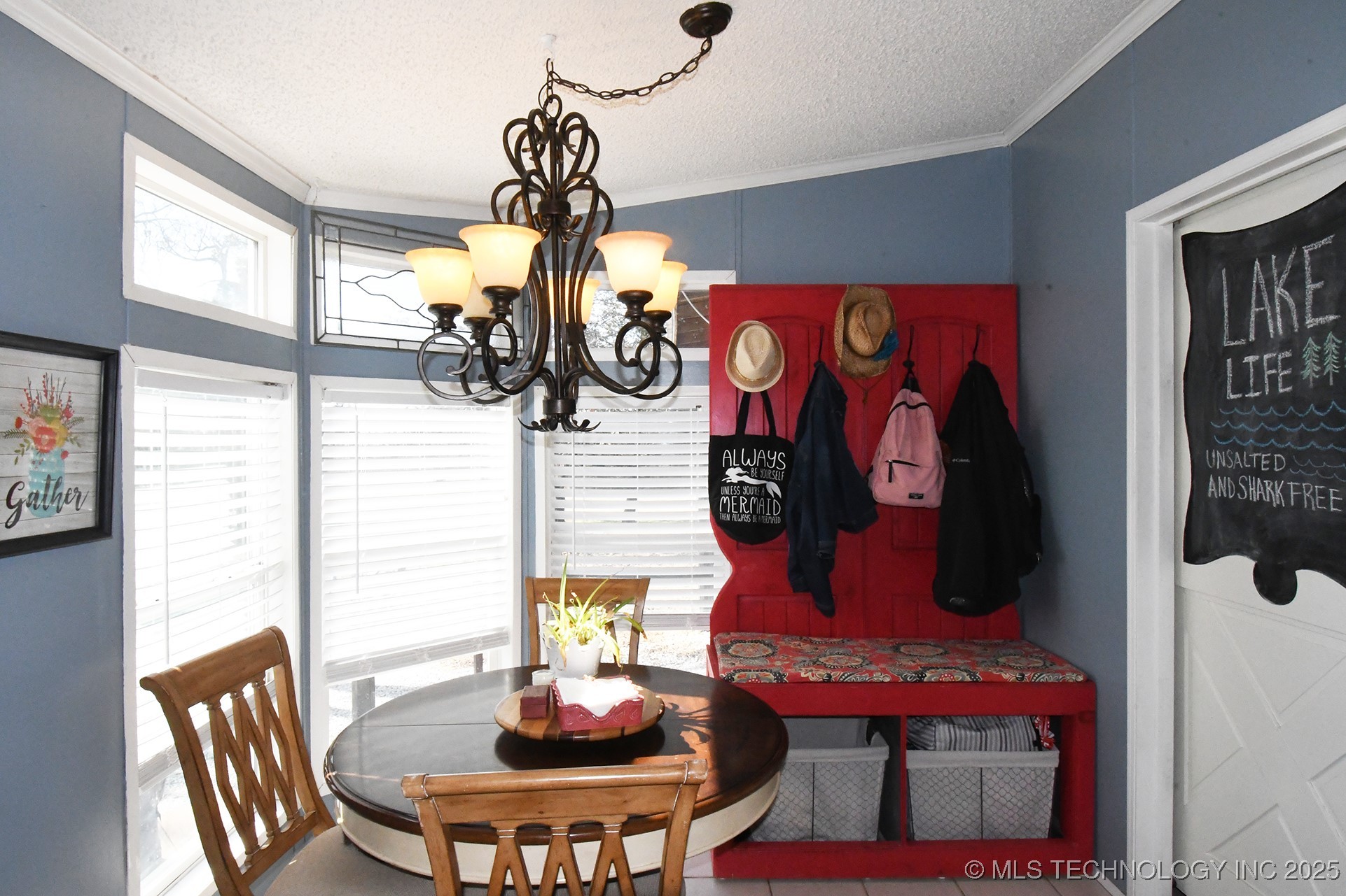 448967 E 982 Loop Property Photo 18