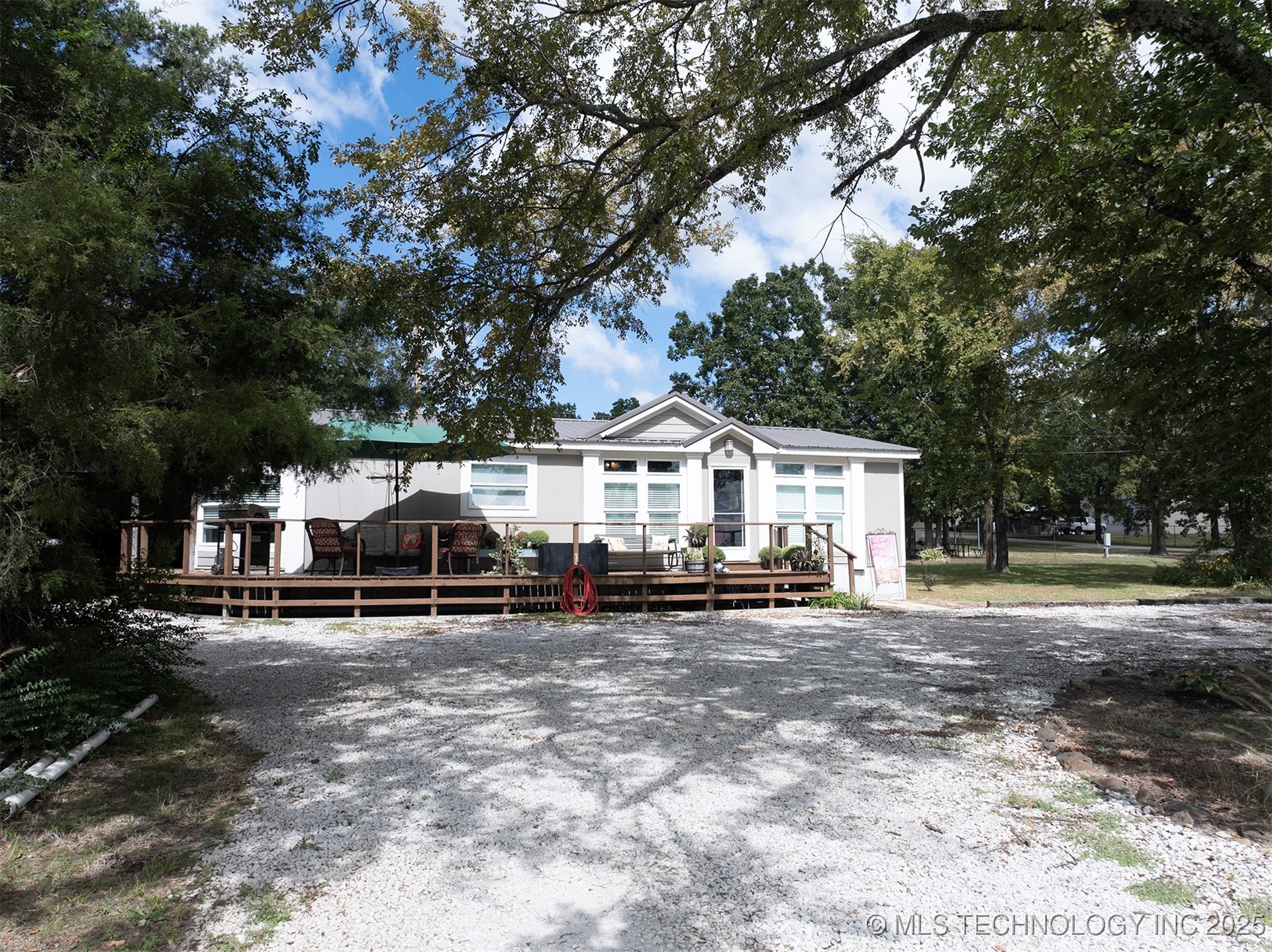 448967 E 982 Loop Property Photo 34