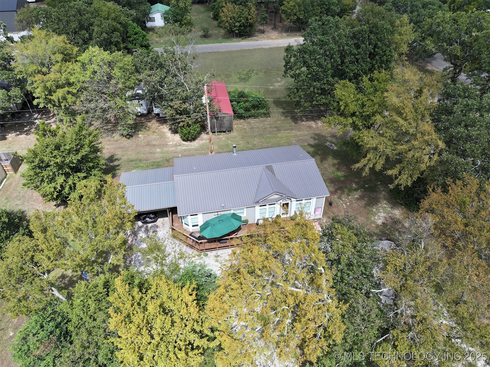 448967 E 982 Loop Property Photo 39