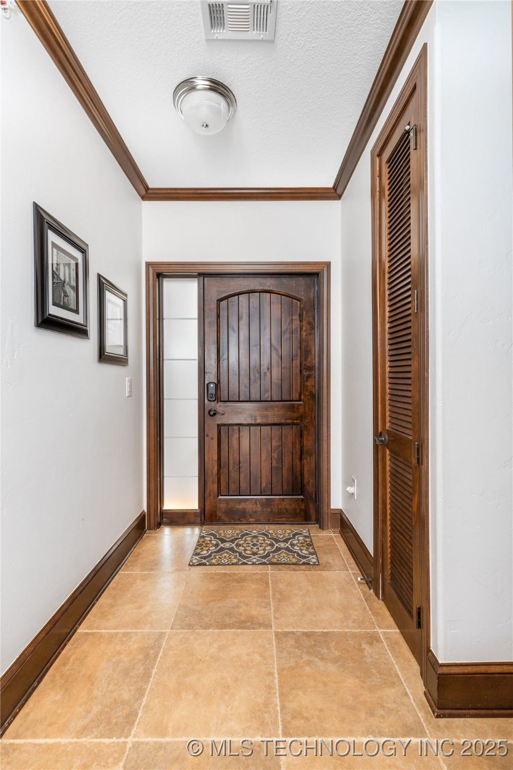 25 Grand Lake Drive 2c Property Photo 12