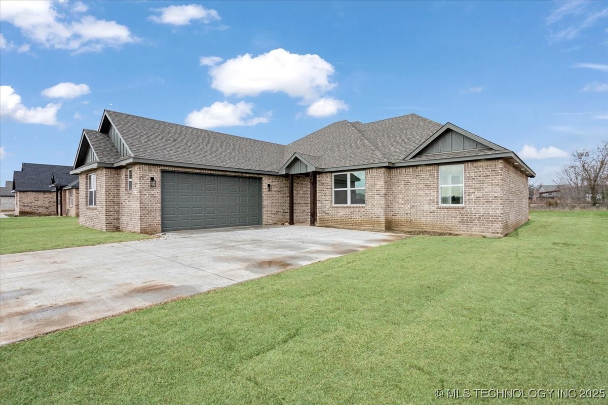 320 Sunset Property Photo