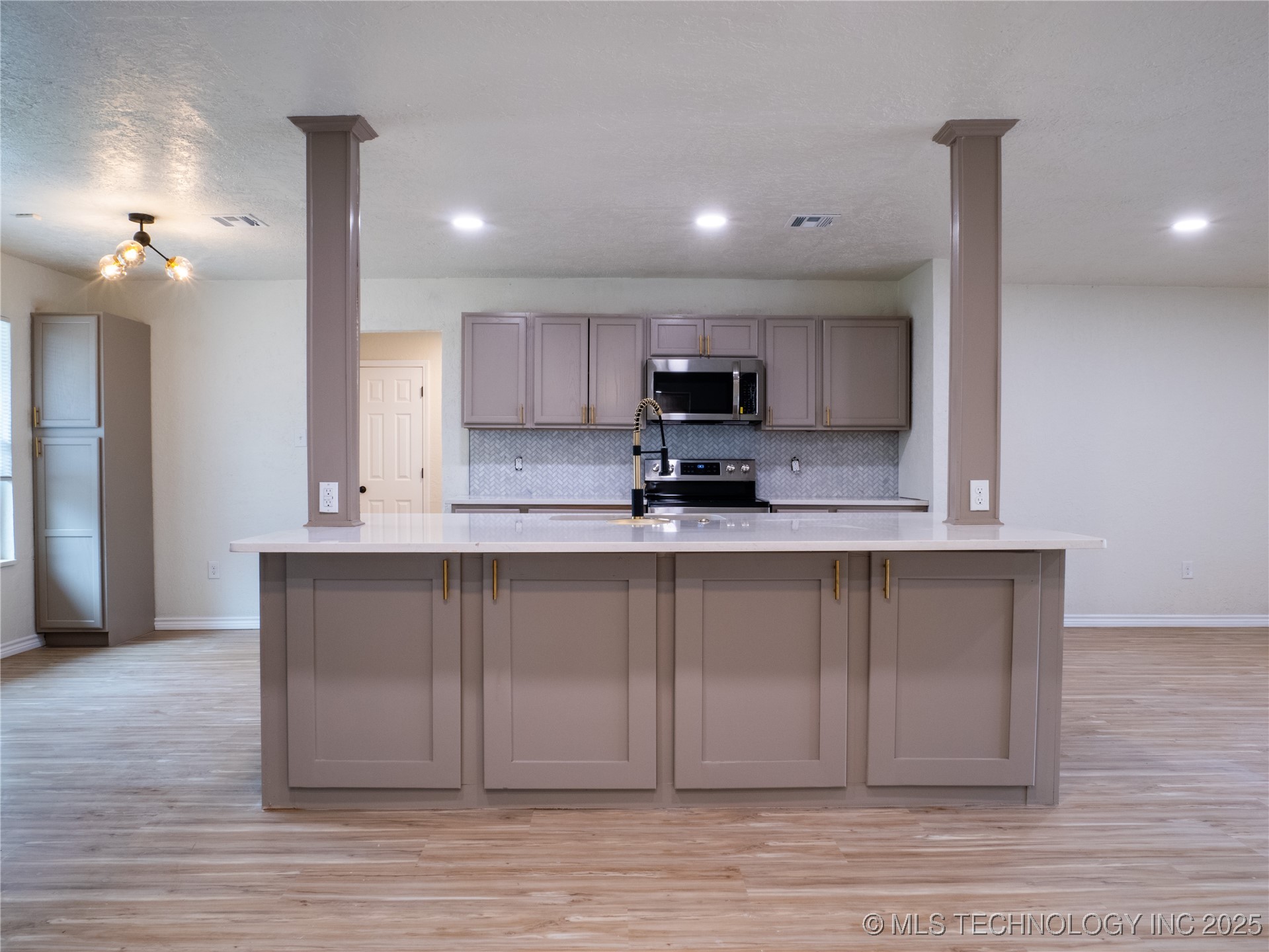 4008 Nw Meadowbrook Property Photo 11
