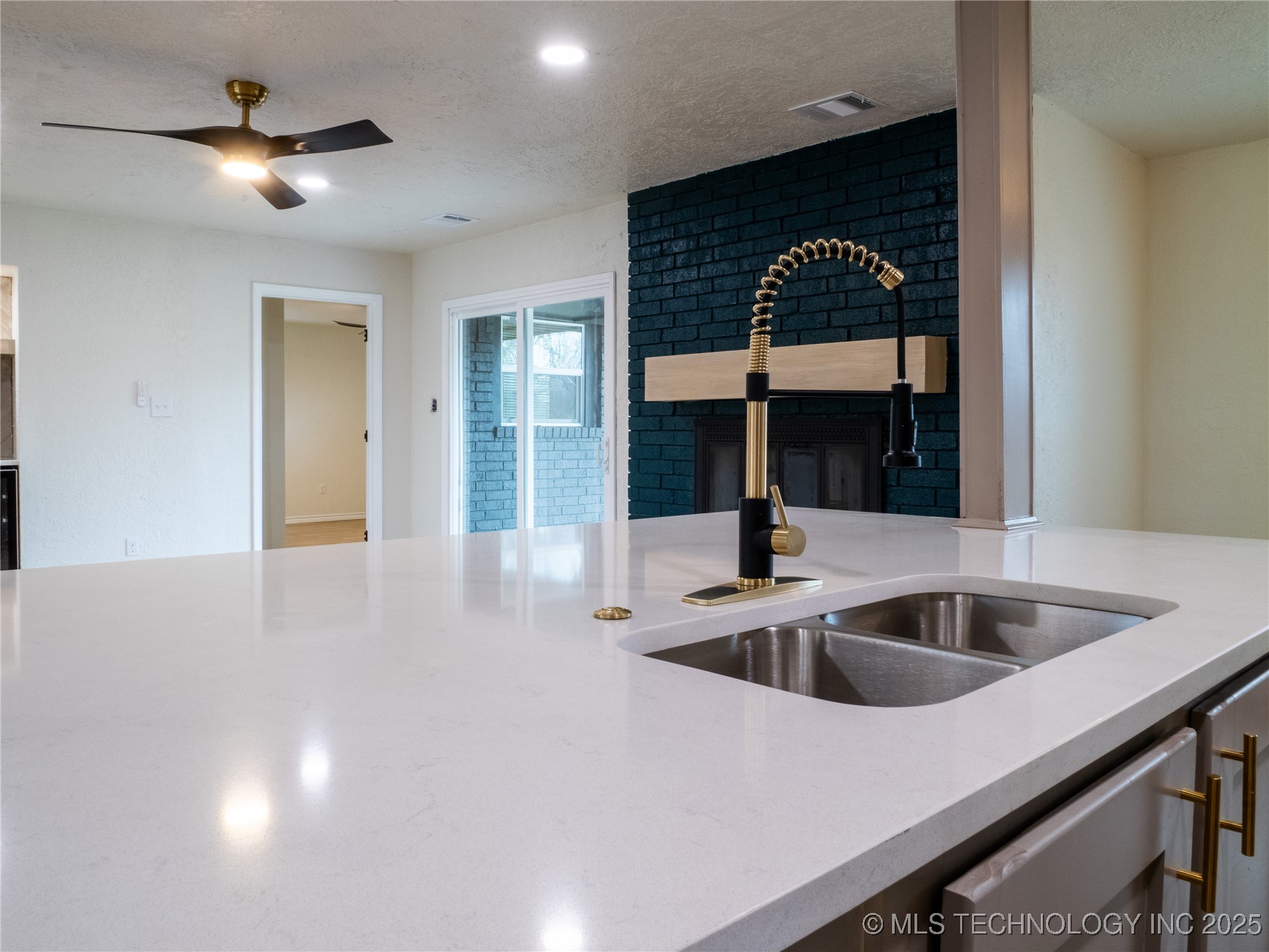 4008 Nw Meadowbrook Property Photo 14