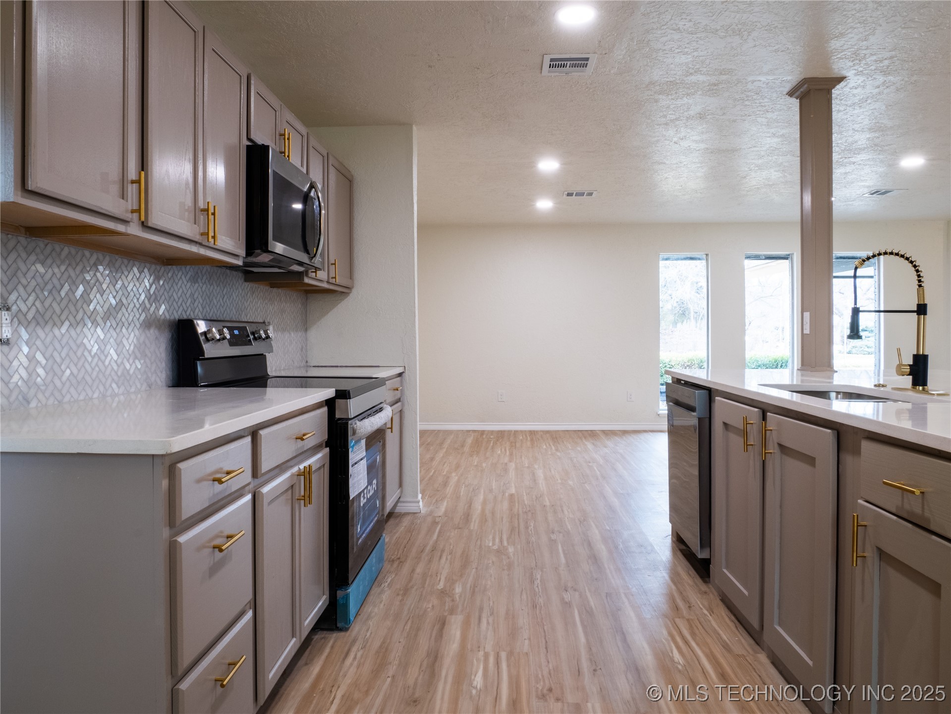 4008 Nw Meadowbrook Property Photo 15