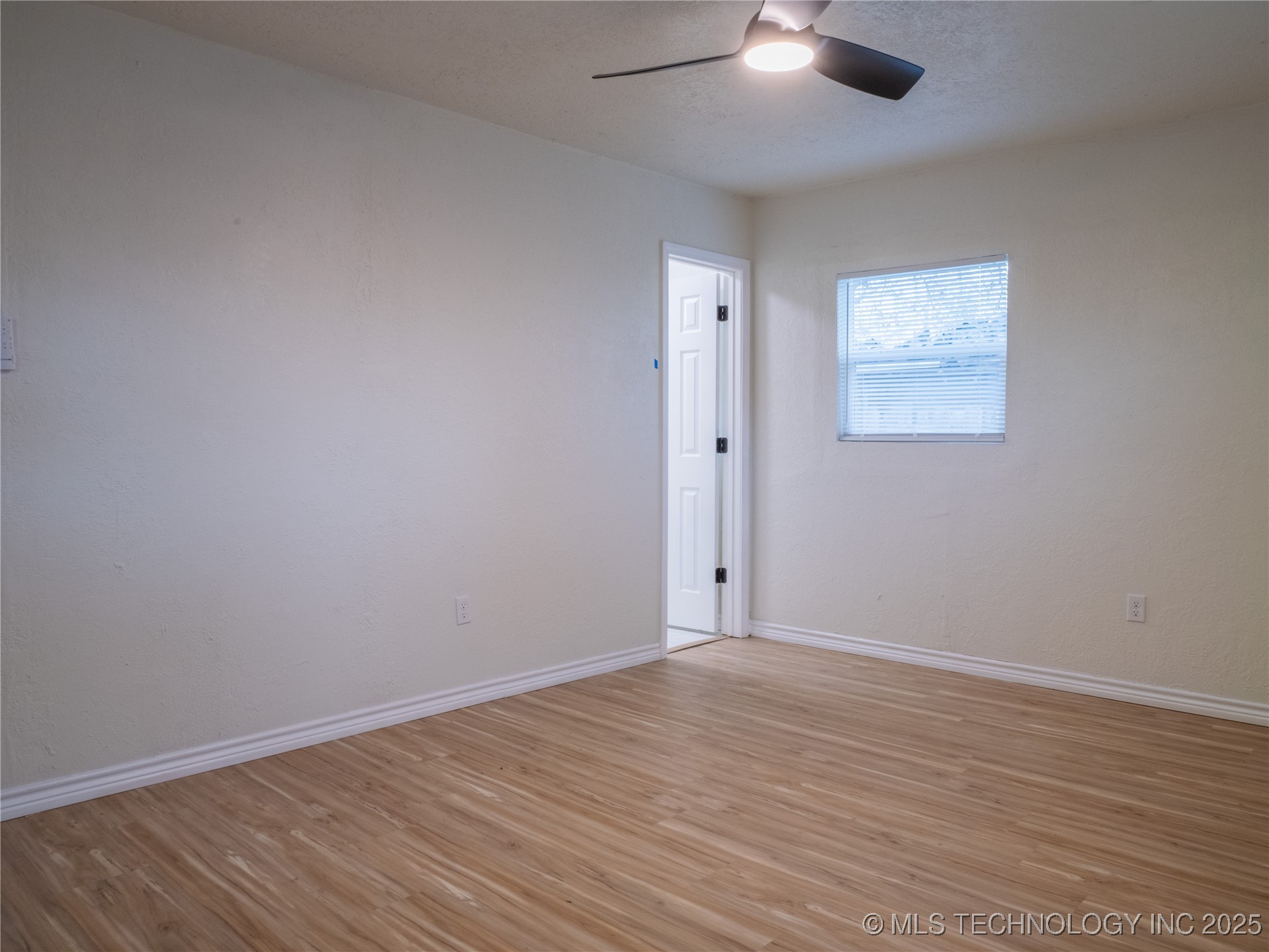 4008 Nw Meadowbrook Property Photo 19