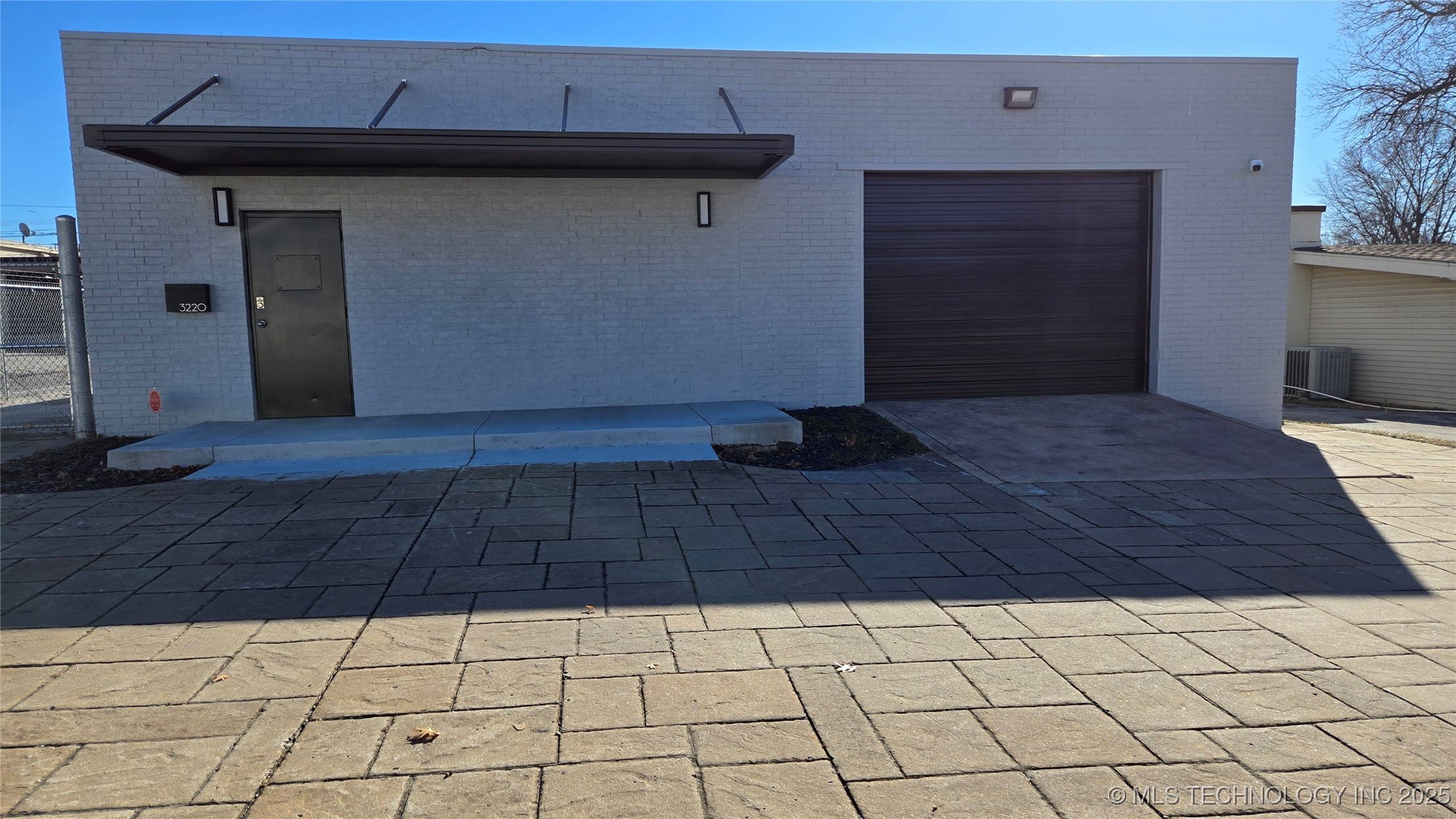3220 E 27th Place Property Photo