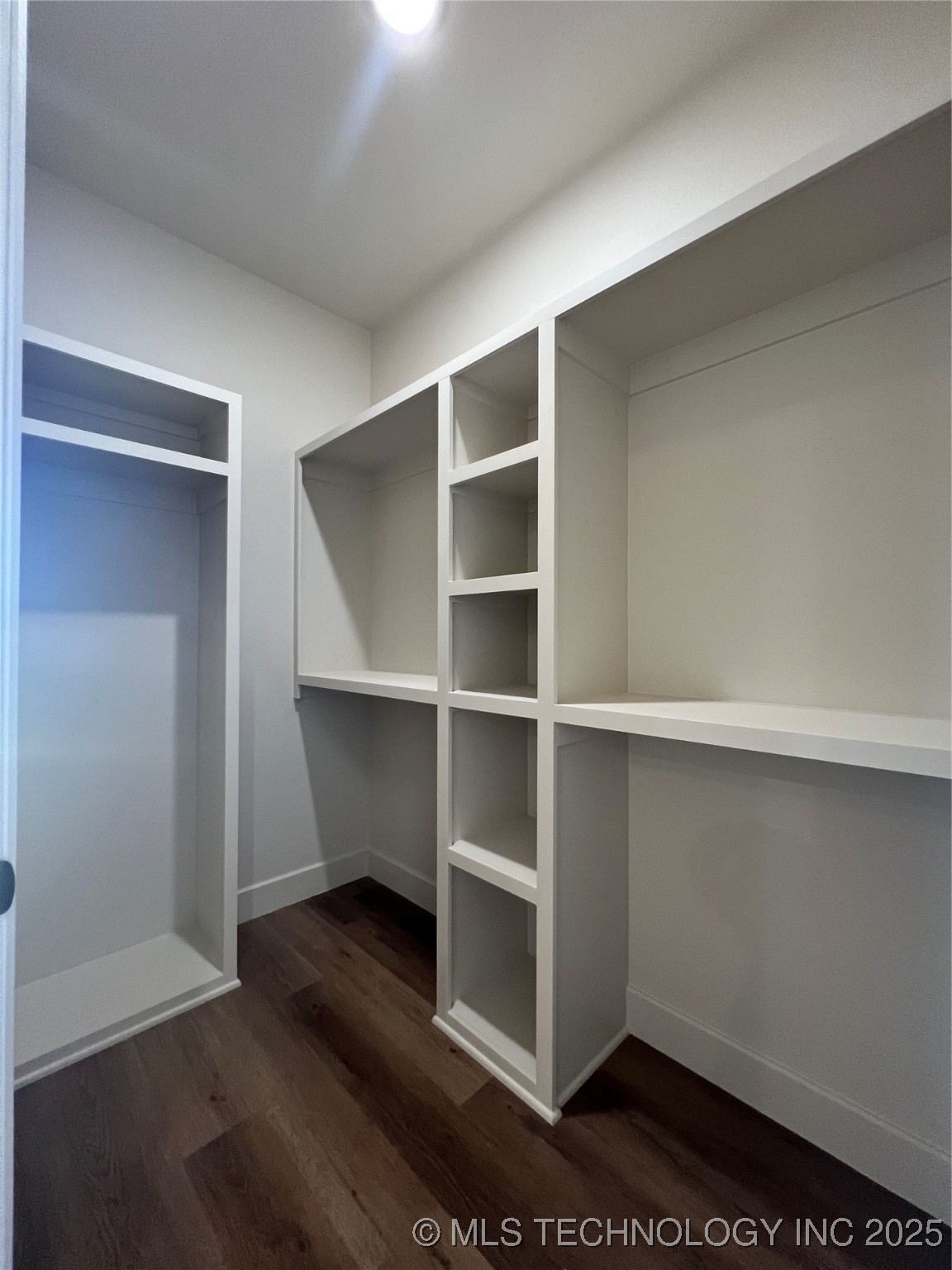 2051 Everly Drive Property Photo 13