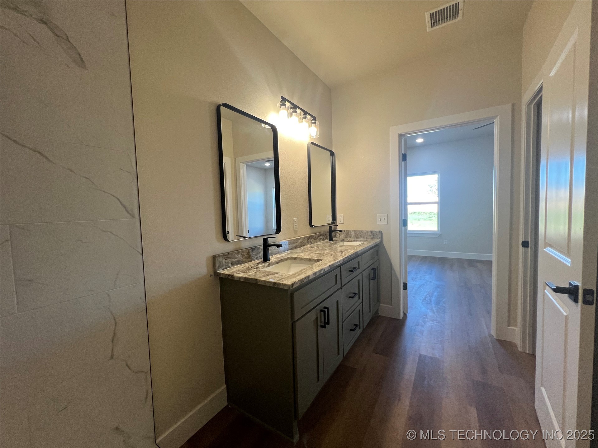 2051 Everly Drive Property Photo 18