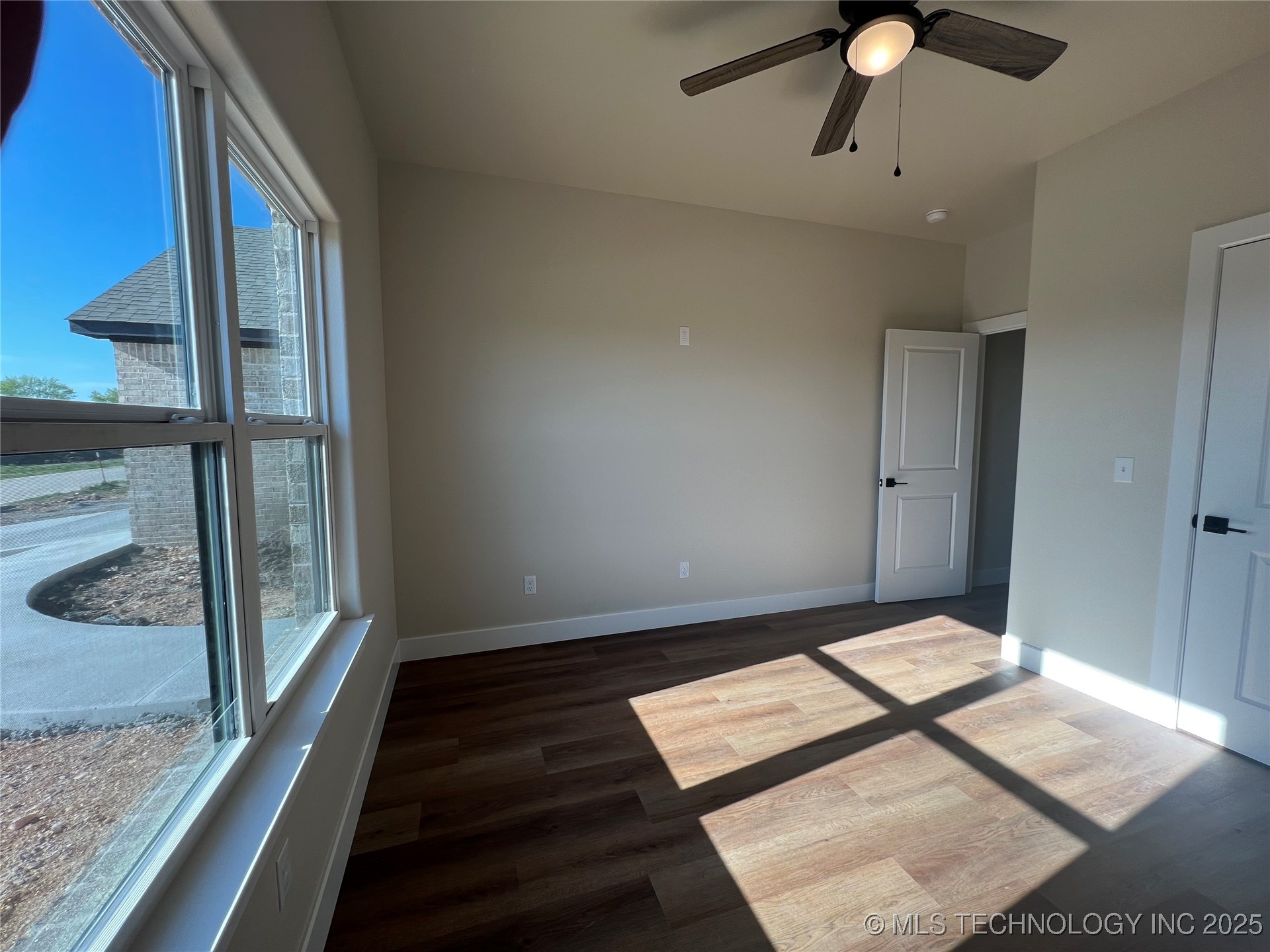 2051 Everly Drive Property Photo 35