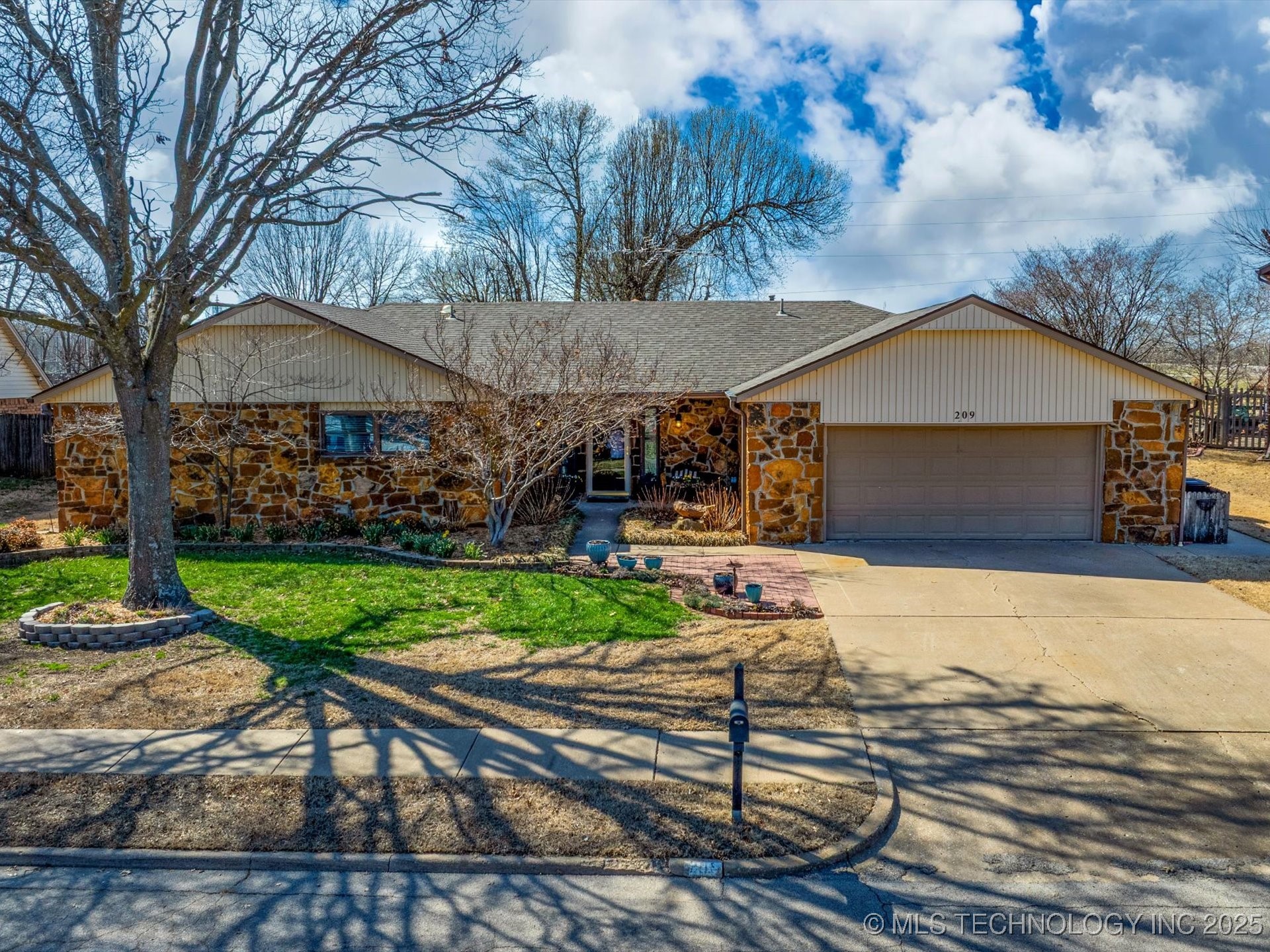 209 Se Quail Ridge Loop Property Photo