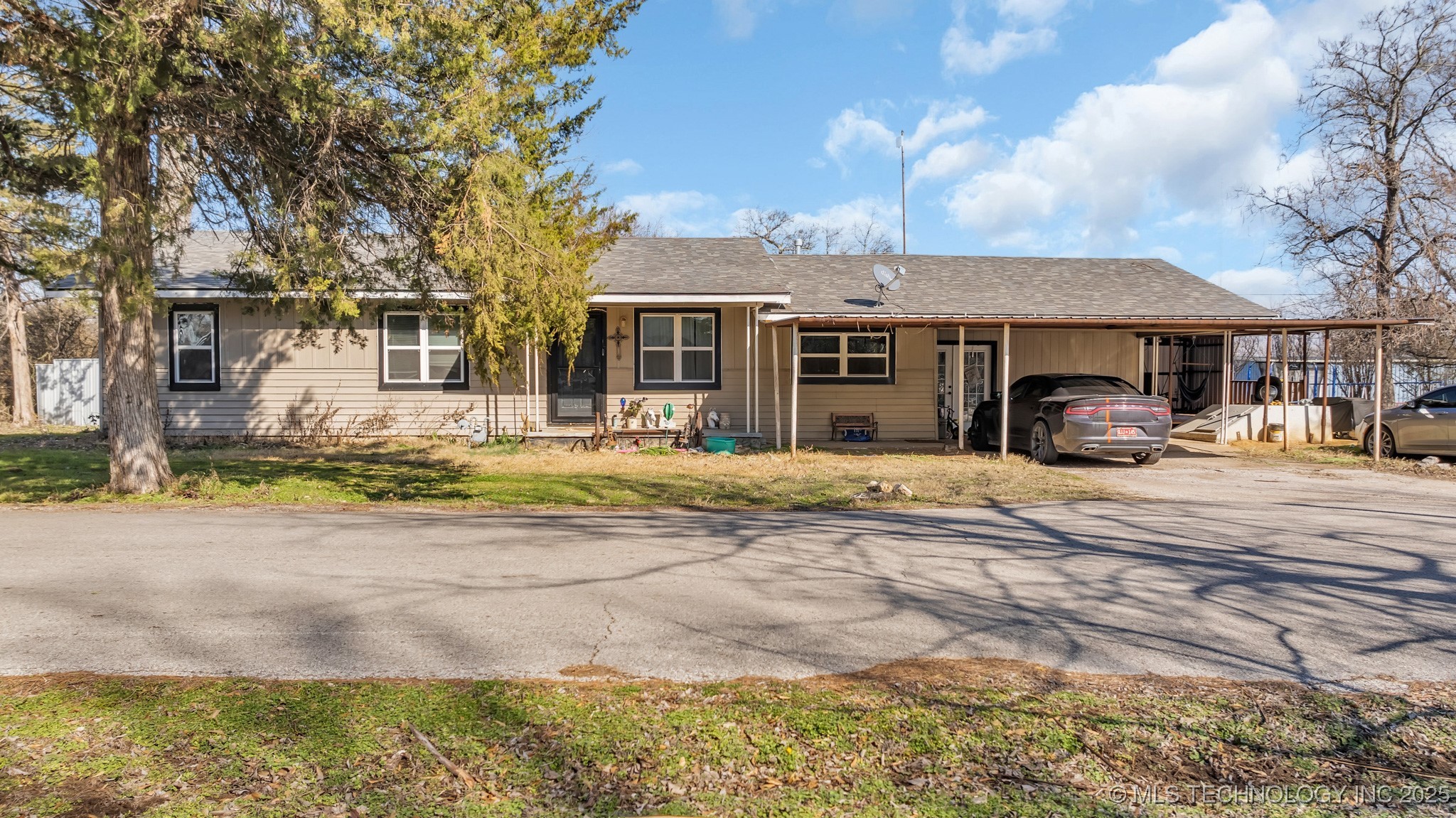 64 Lamar Property Photo