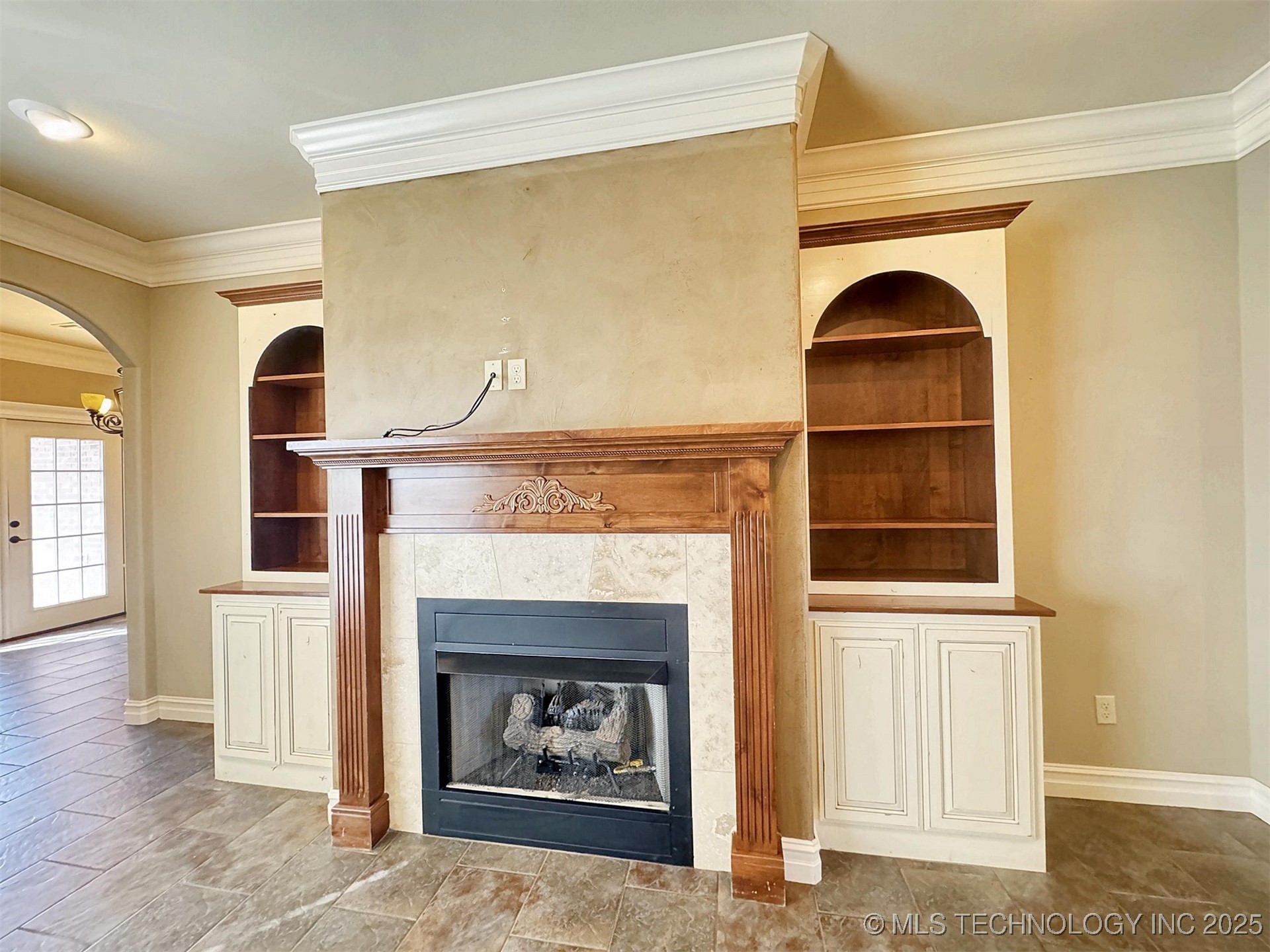 645 Kingston Place Property Photo 13