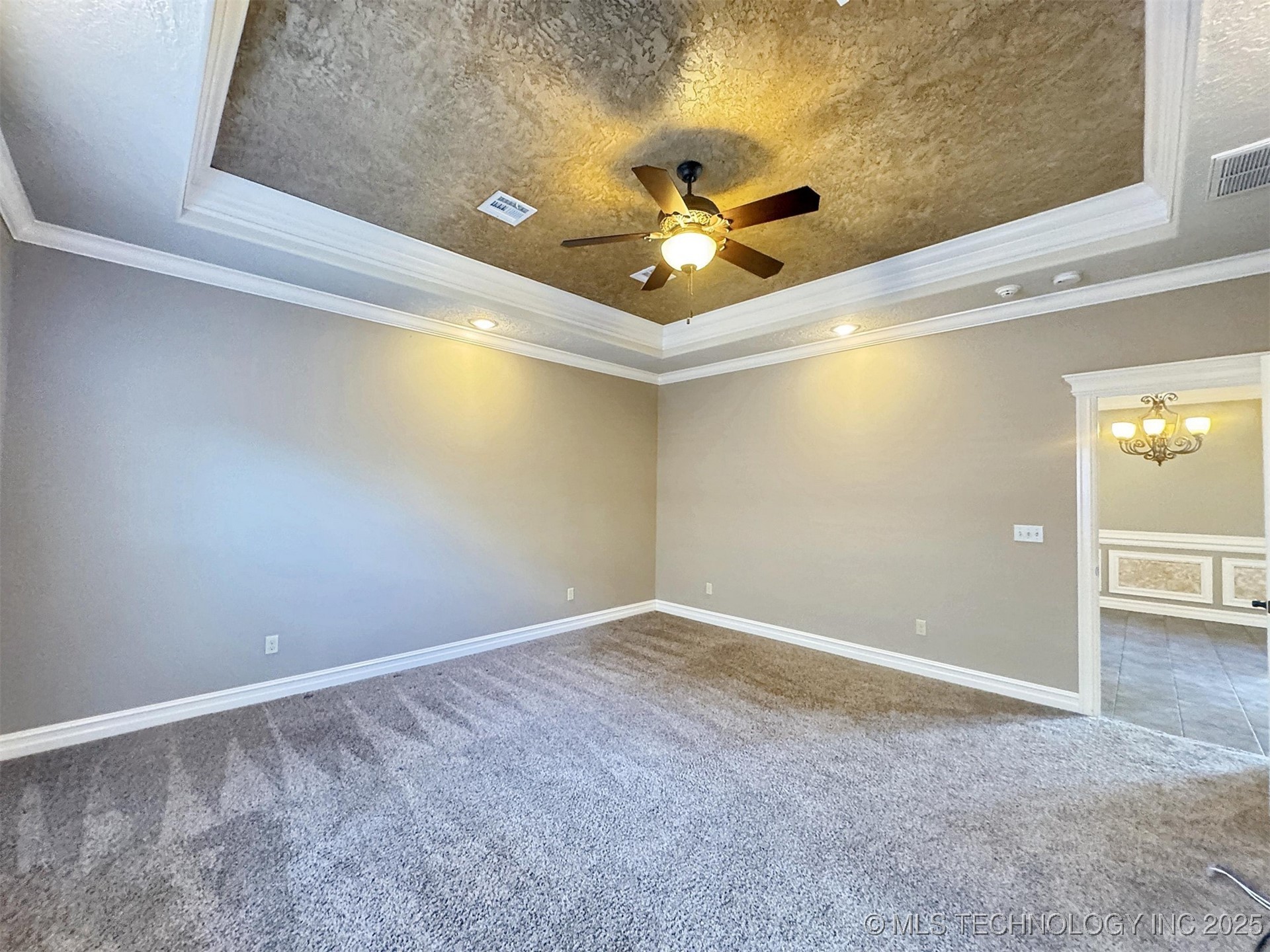 645 Kingston Place Property Photo 32