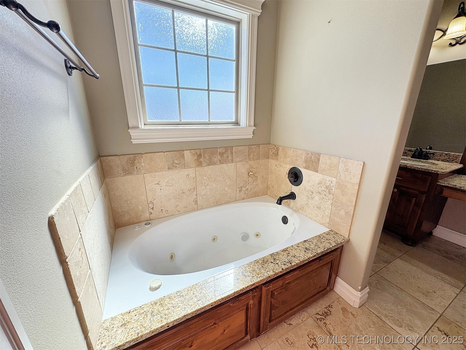 645 Kingston Place Property Photo 37