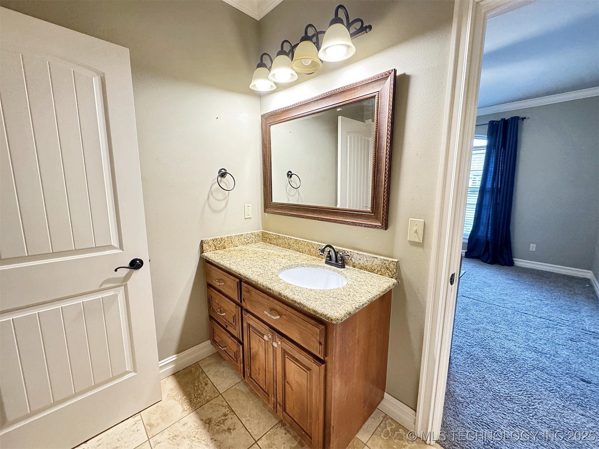 645 Kingston Place Property Photo 48
