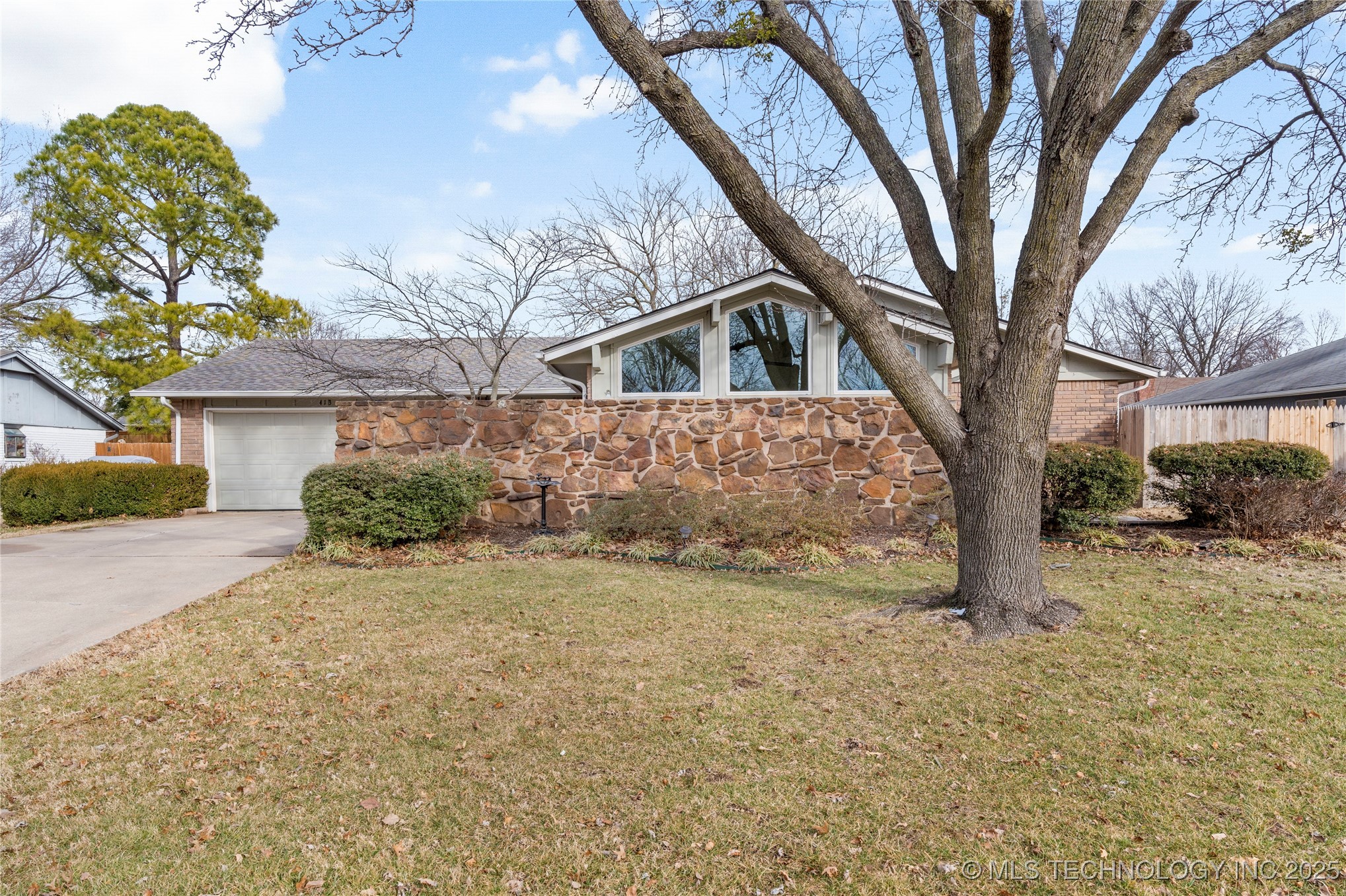 413 N Fir Avenue Property Photo
