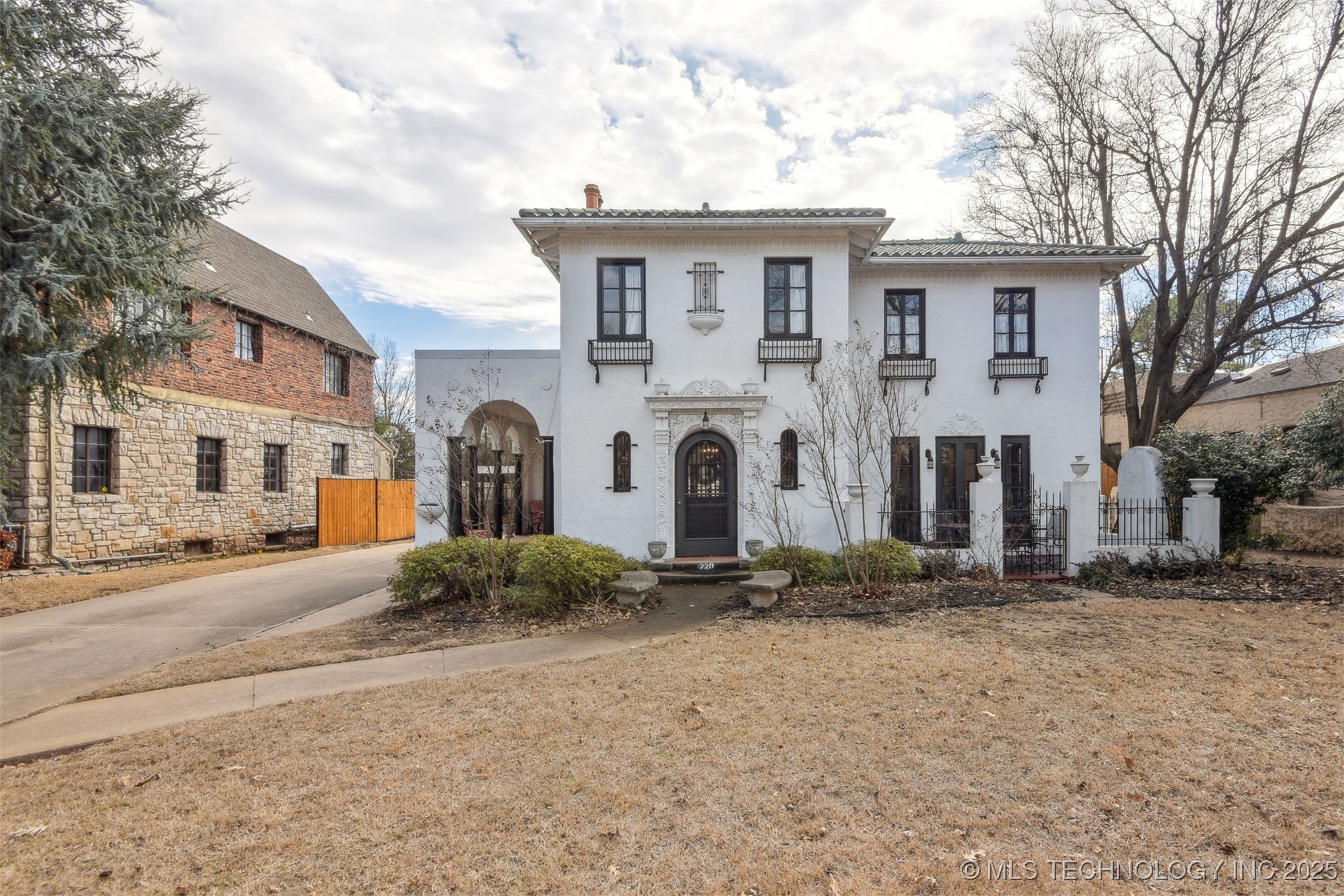 220 Hazel Boulevard Property Photo