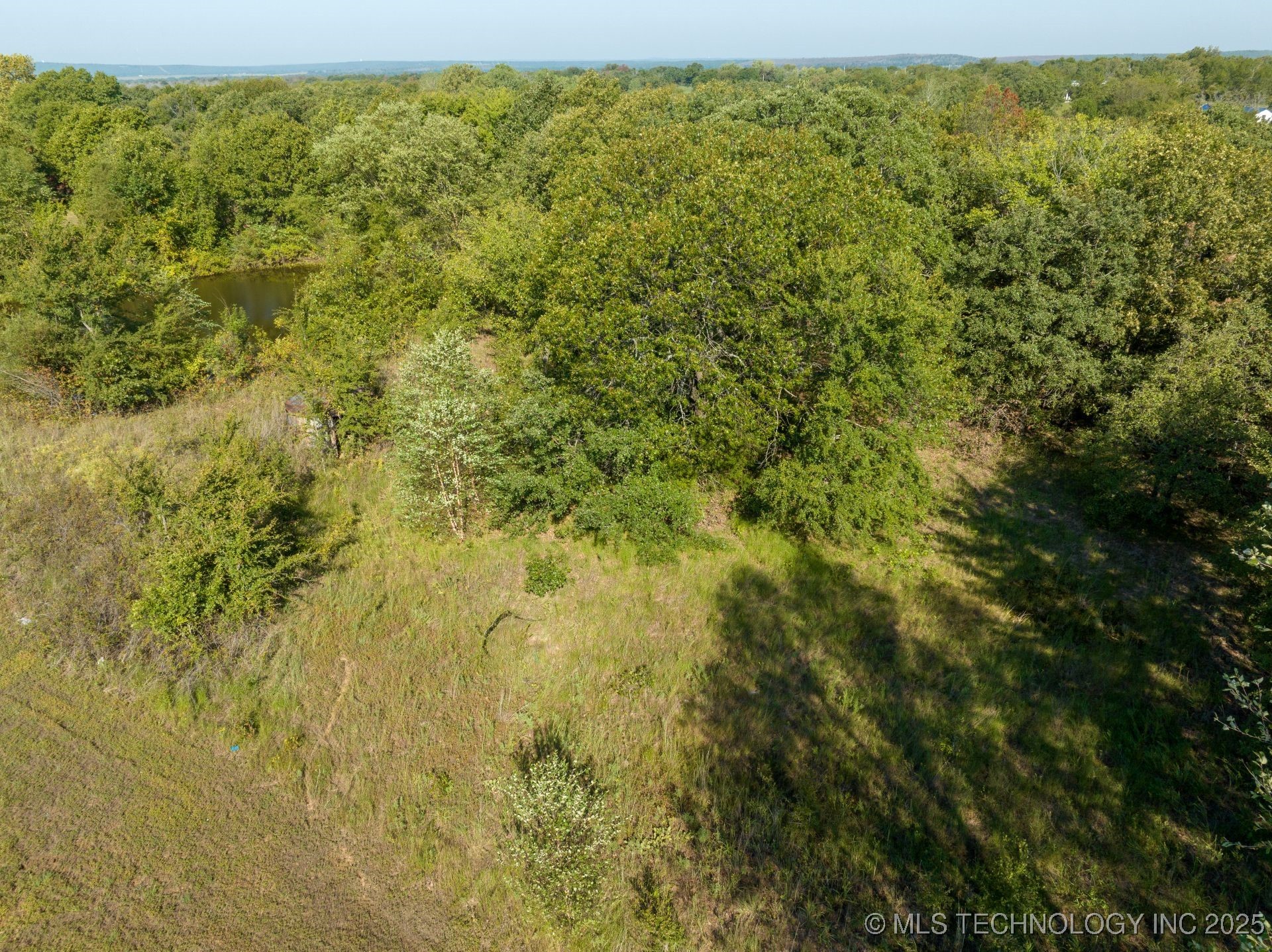 Twin Hills Road Property Photo 9