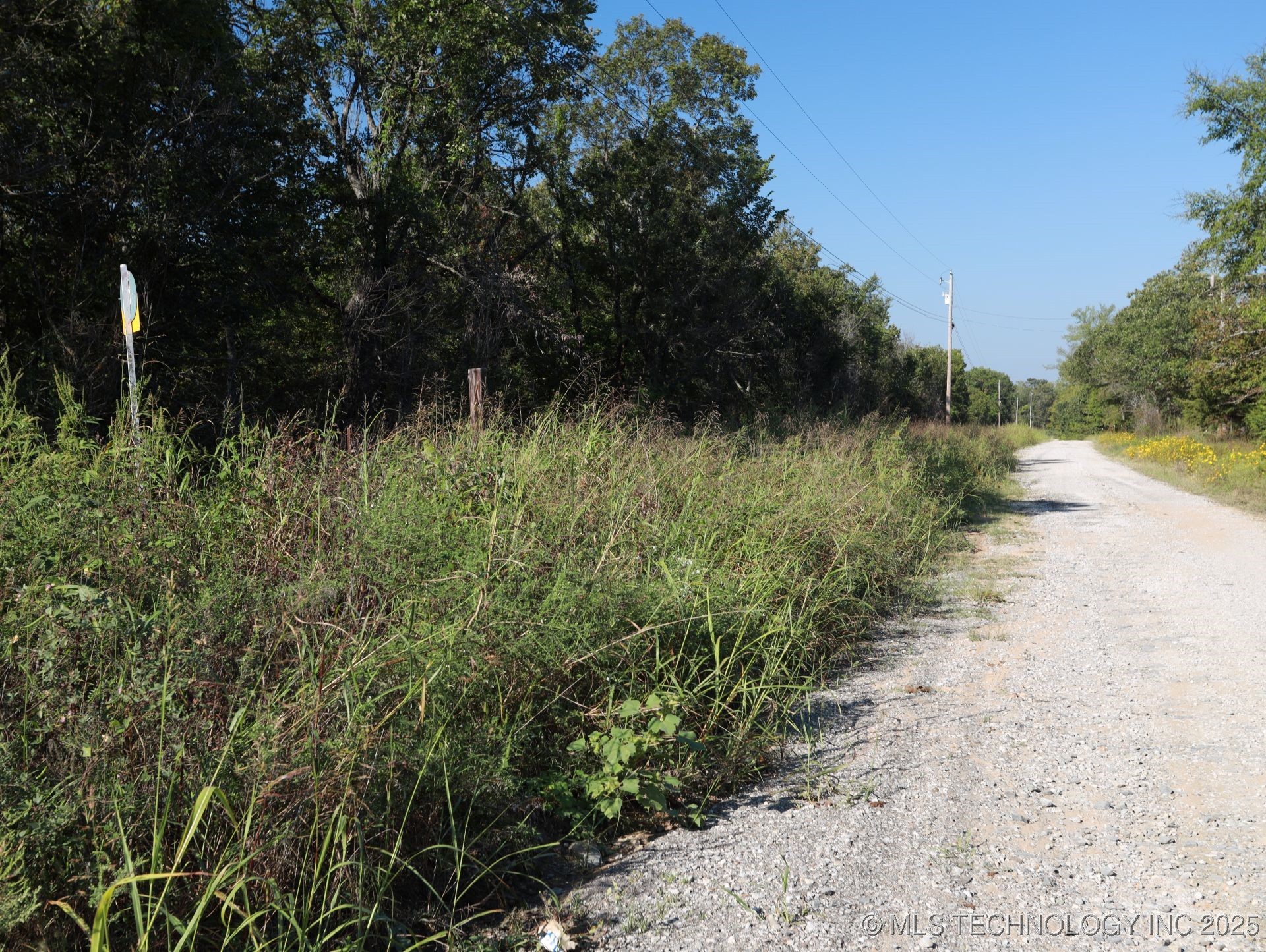 Twin Hills Road Property Photo 22